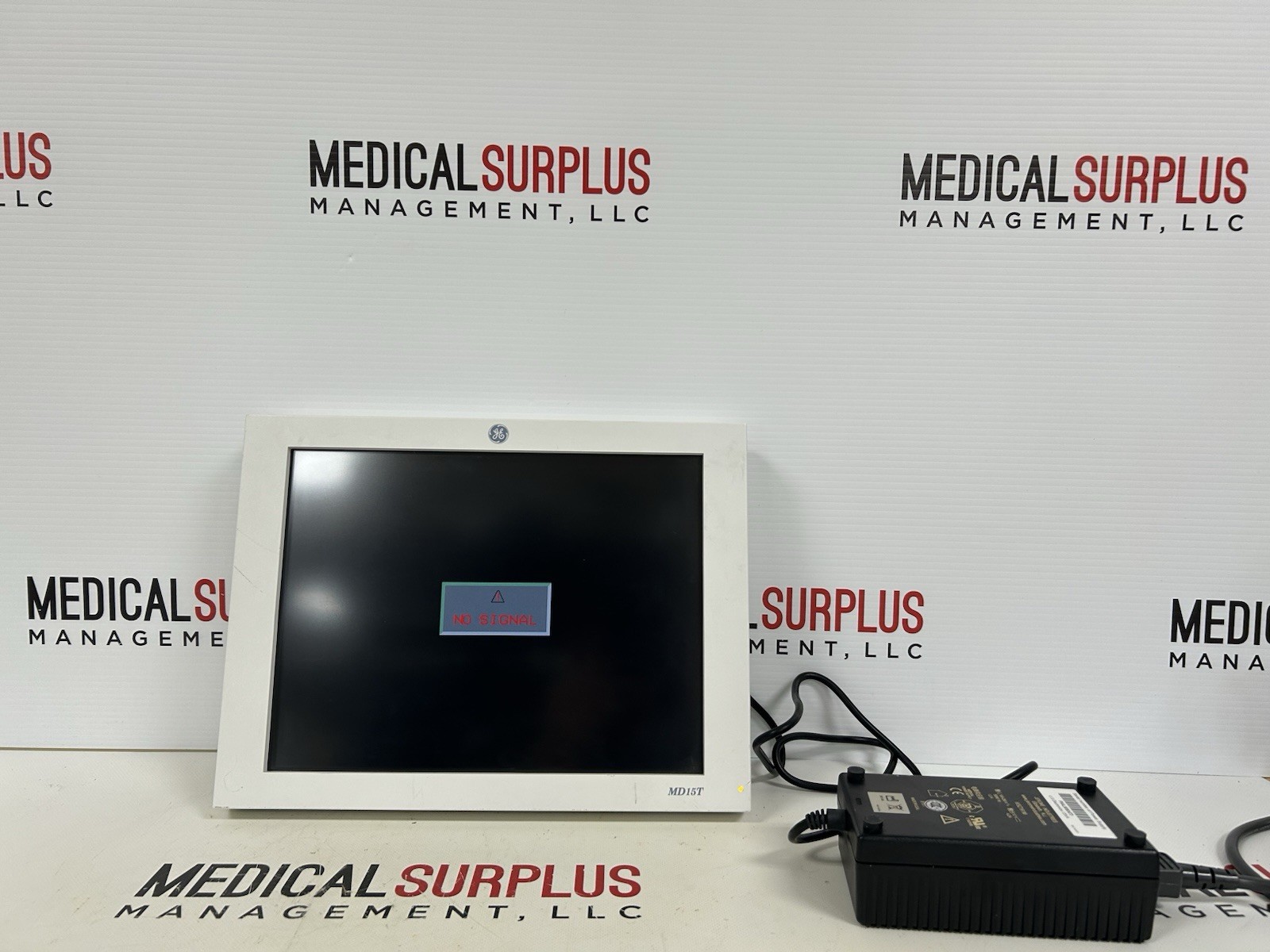 GE PART No 2028679-001 MODEL USE1501A (MD15T) MEDICAL GRADE DISPLAY MONITOR