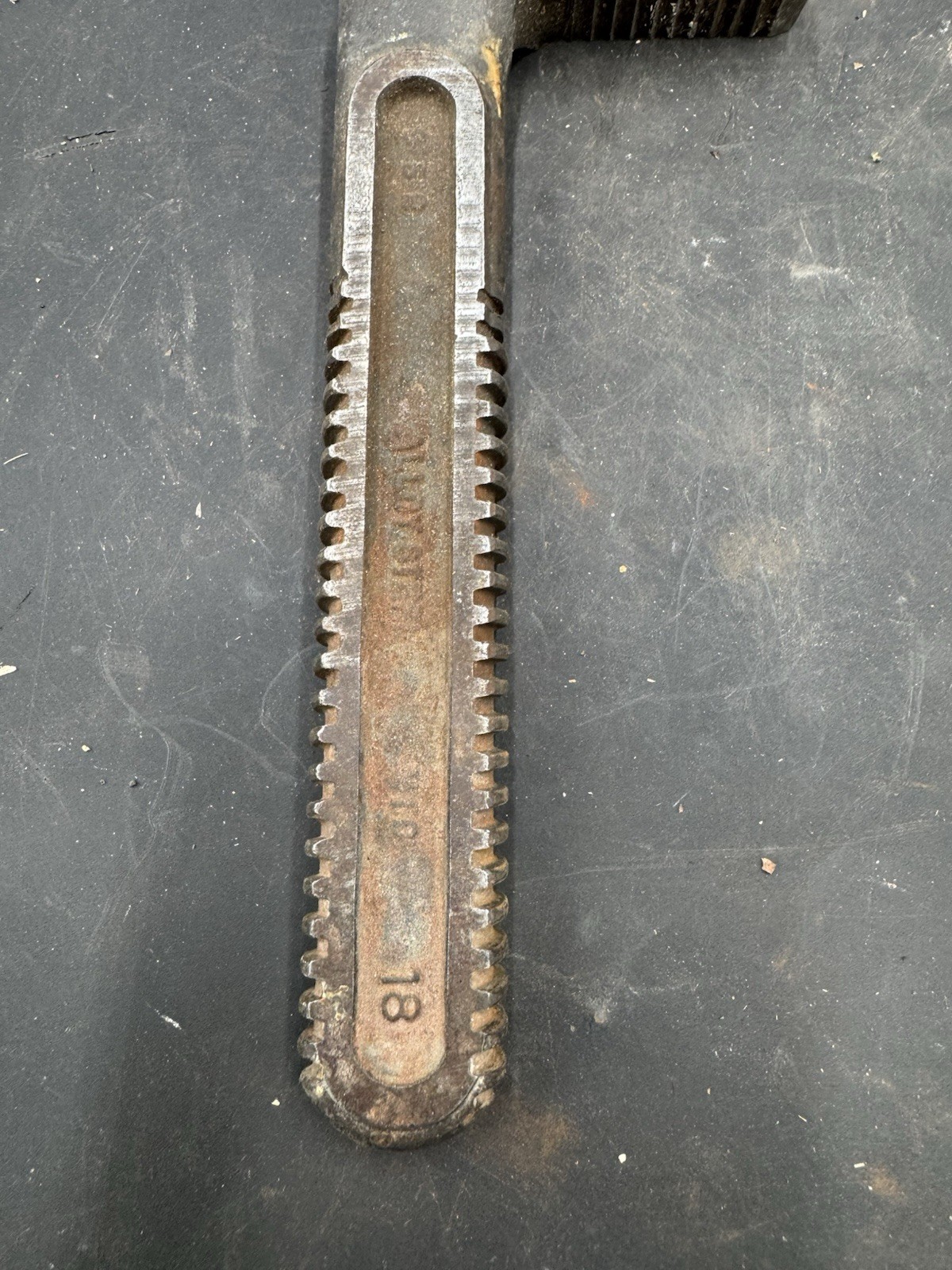 Ridgid 18" Pipe Wrench Top Hook Jaw Replacement