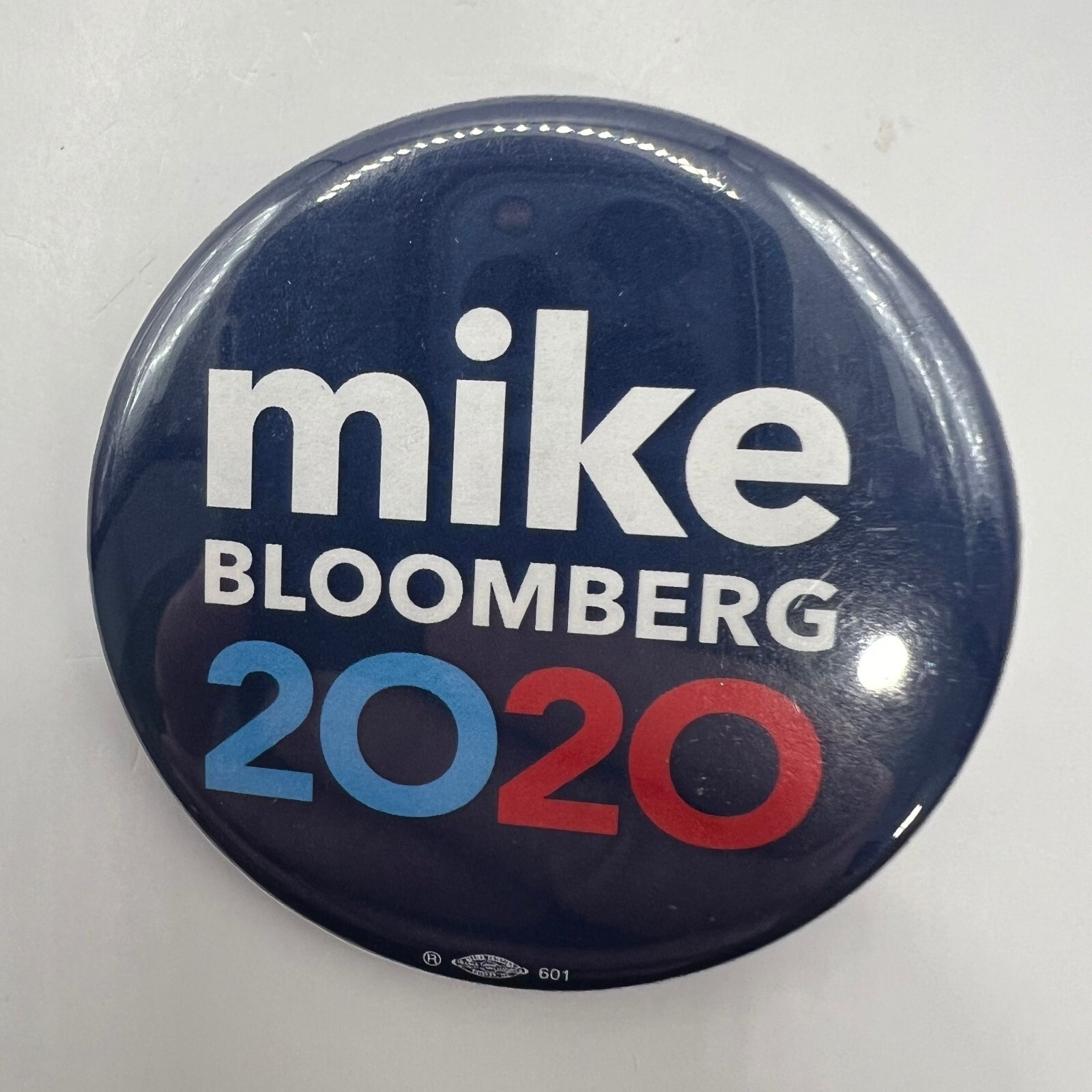 Mike Bloomberg Pin Mayor NY Official 2020 President Campaign Button Dark Blue