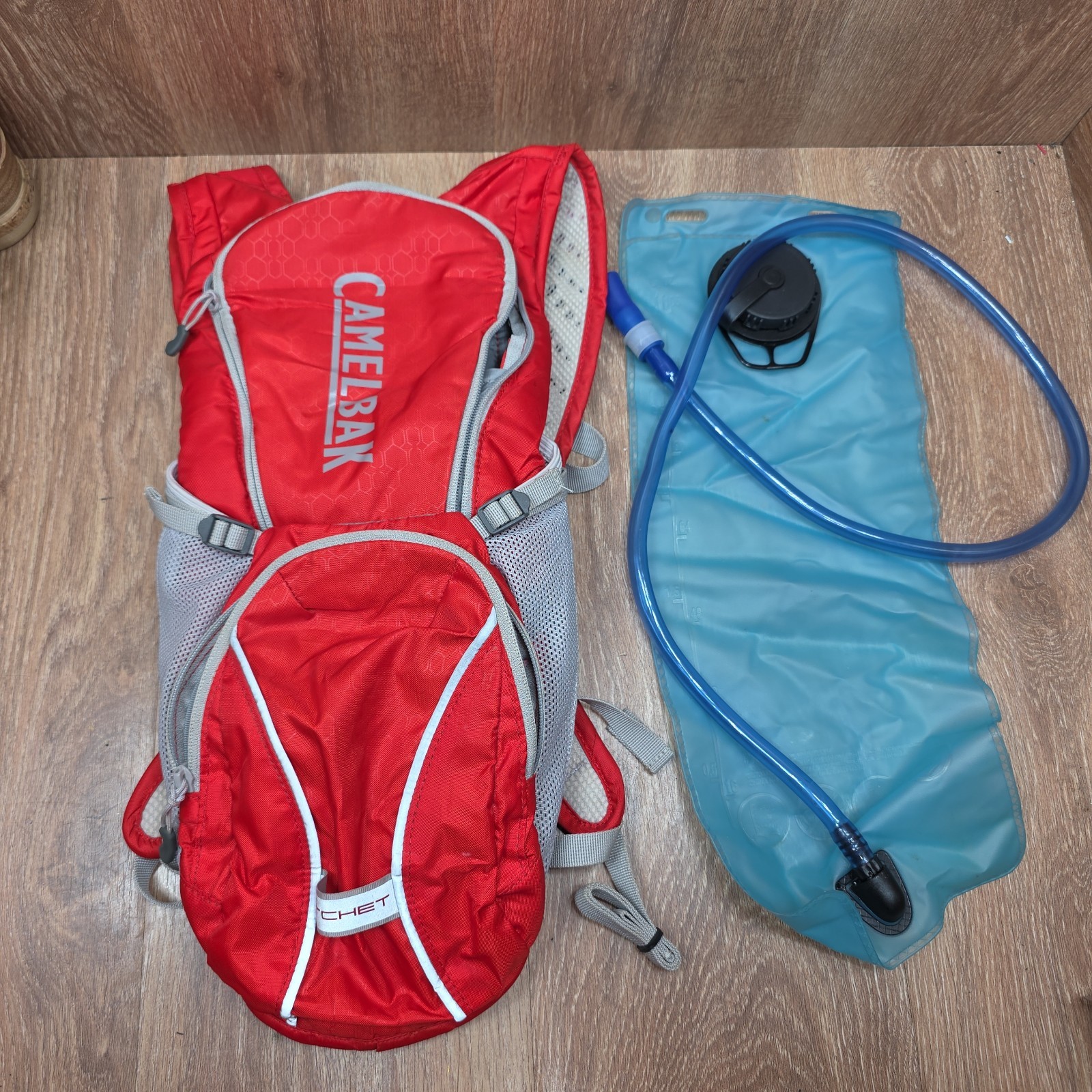 Camelbak Ratchet Red Hydration Pack Bladder 3L Biking Camping Hiking Backpack