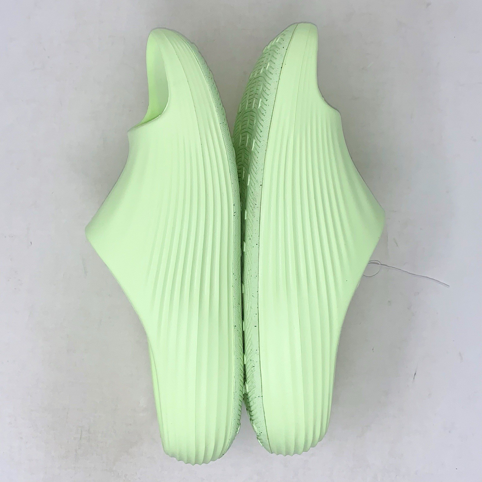 Nike ReactX Rejuven8 Slide Barely Volt Slipper Sandal, Size 12 BNIB HV4479-700