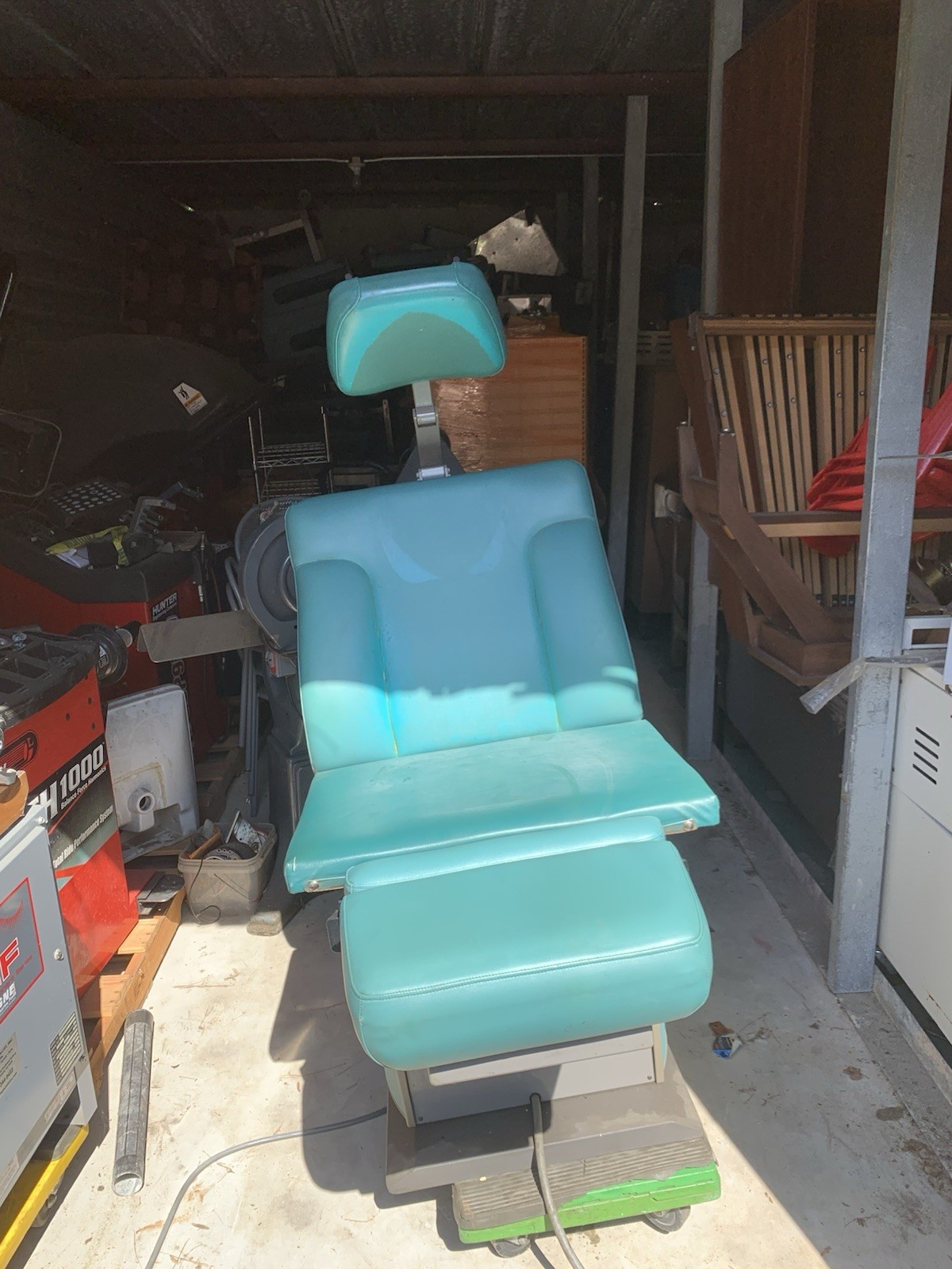 Ritter Midmark Model 119-014 75L Evolution Powered Examination Chair ~ 31423