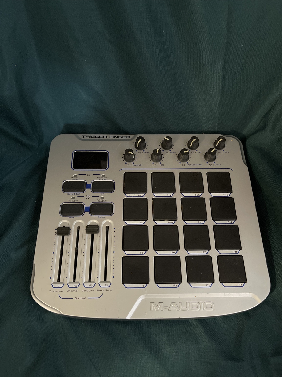 M-Audio Trigger Finger MIDI Controller with Pads -tested Working *Read - As Is*