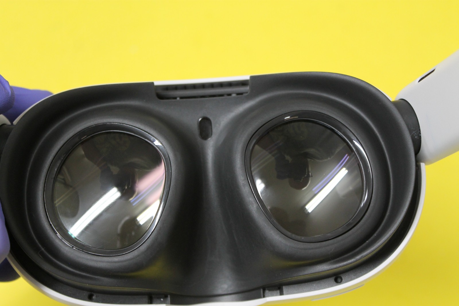 READ- Meta Quest 3 128GB VR Headset Only (No Controllers) Works Great!!!