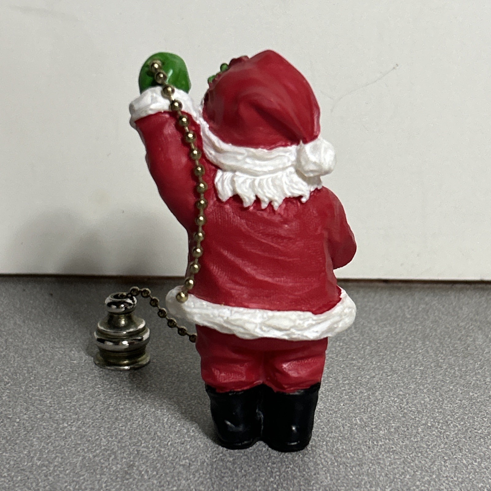 Holiday Characters & Other Ceiling Fan Pull Gold Chain Decor 8" *CHOICE VOL DISC