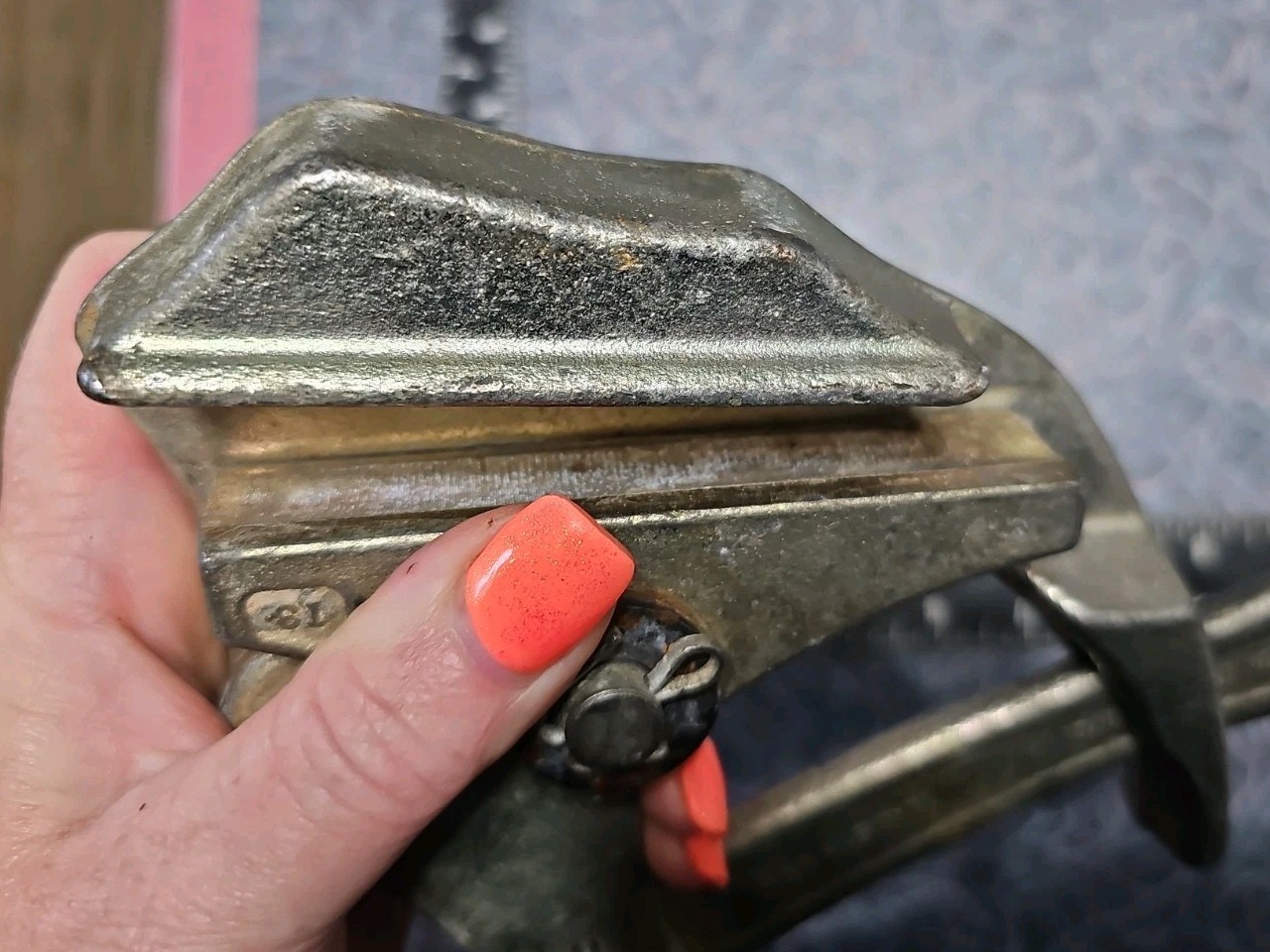 Klein Tools KT4500 Parallel Jaw Grip 4500 Series ACSR Cable Pulling Grip Used