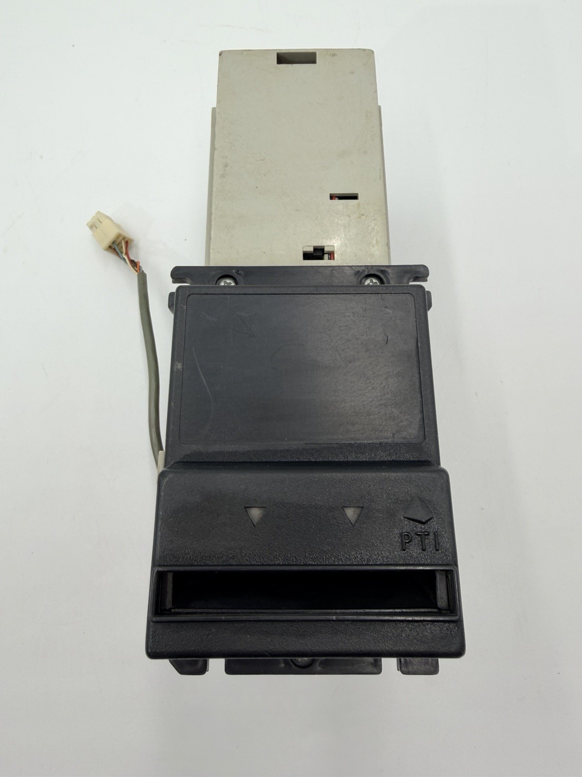 Pyramid PTI Apex Bill Acceptor Validator Vending Machine Cash Acceptor WORKS