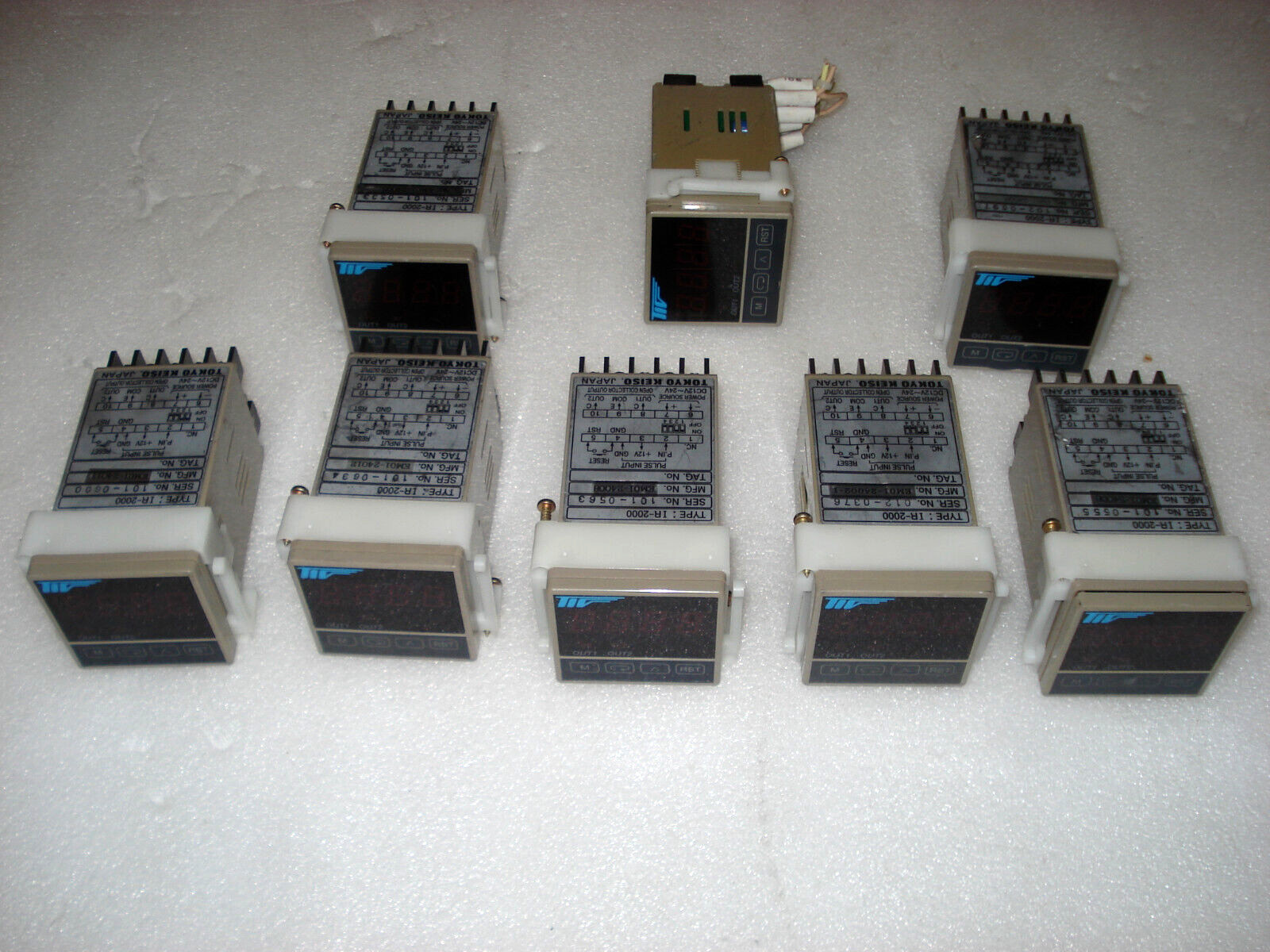 (Lot of 8) Tokyo Keiso IR-2000 Universal 4-Digit Totalizer DC12V-24V