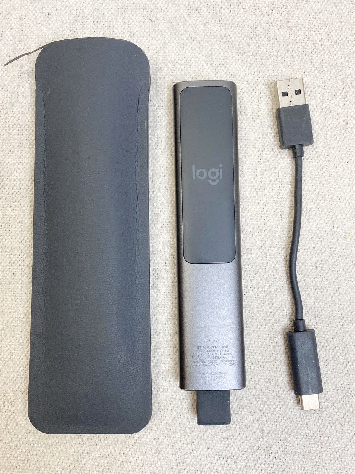 Logitech Spotlight 910-004654 Wireless Pointer Presentation Remote Controller
