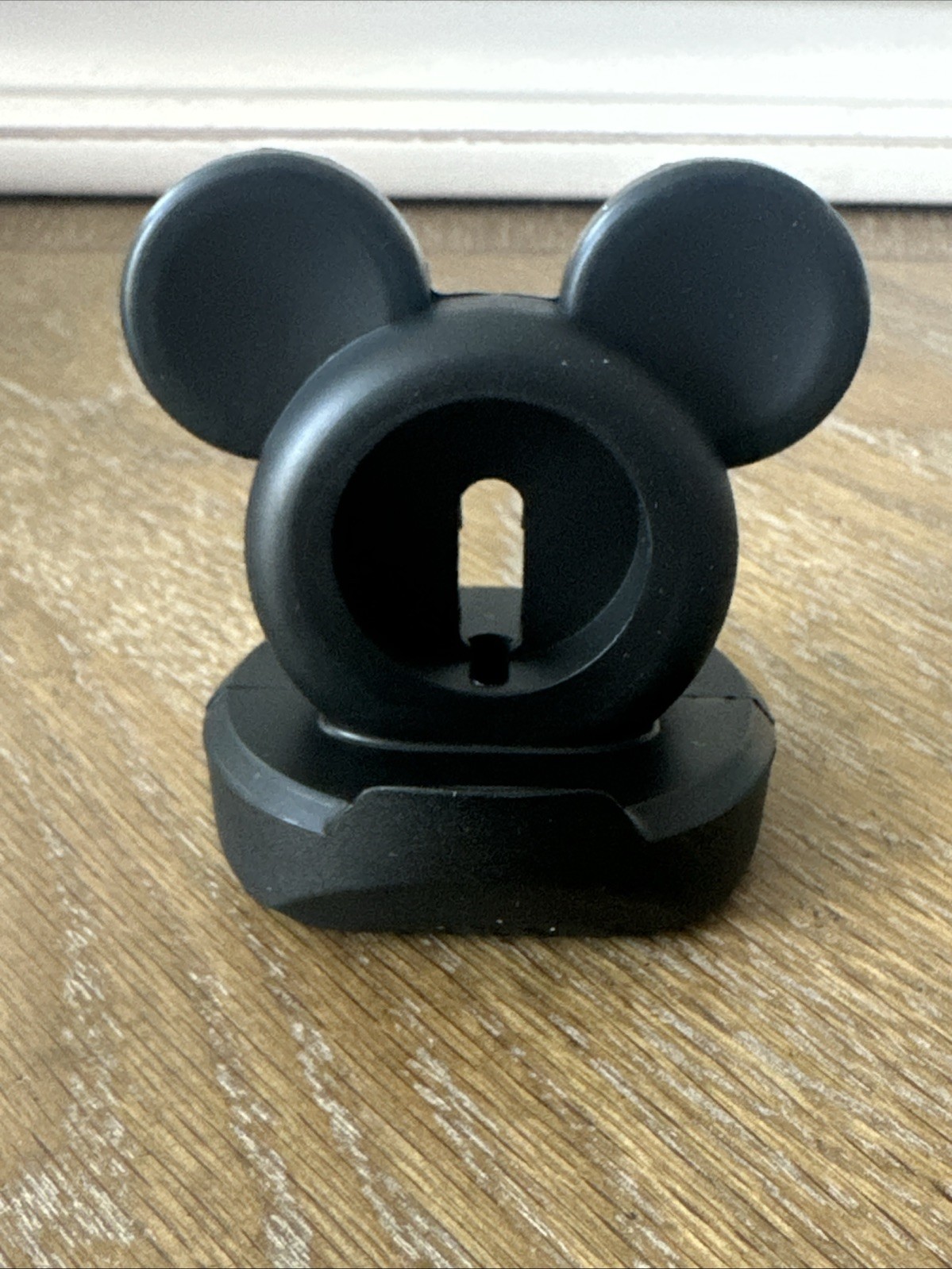 Disney Mickey Silicone Black Charger Stand for iWatch Apple Watch Brand New