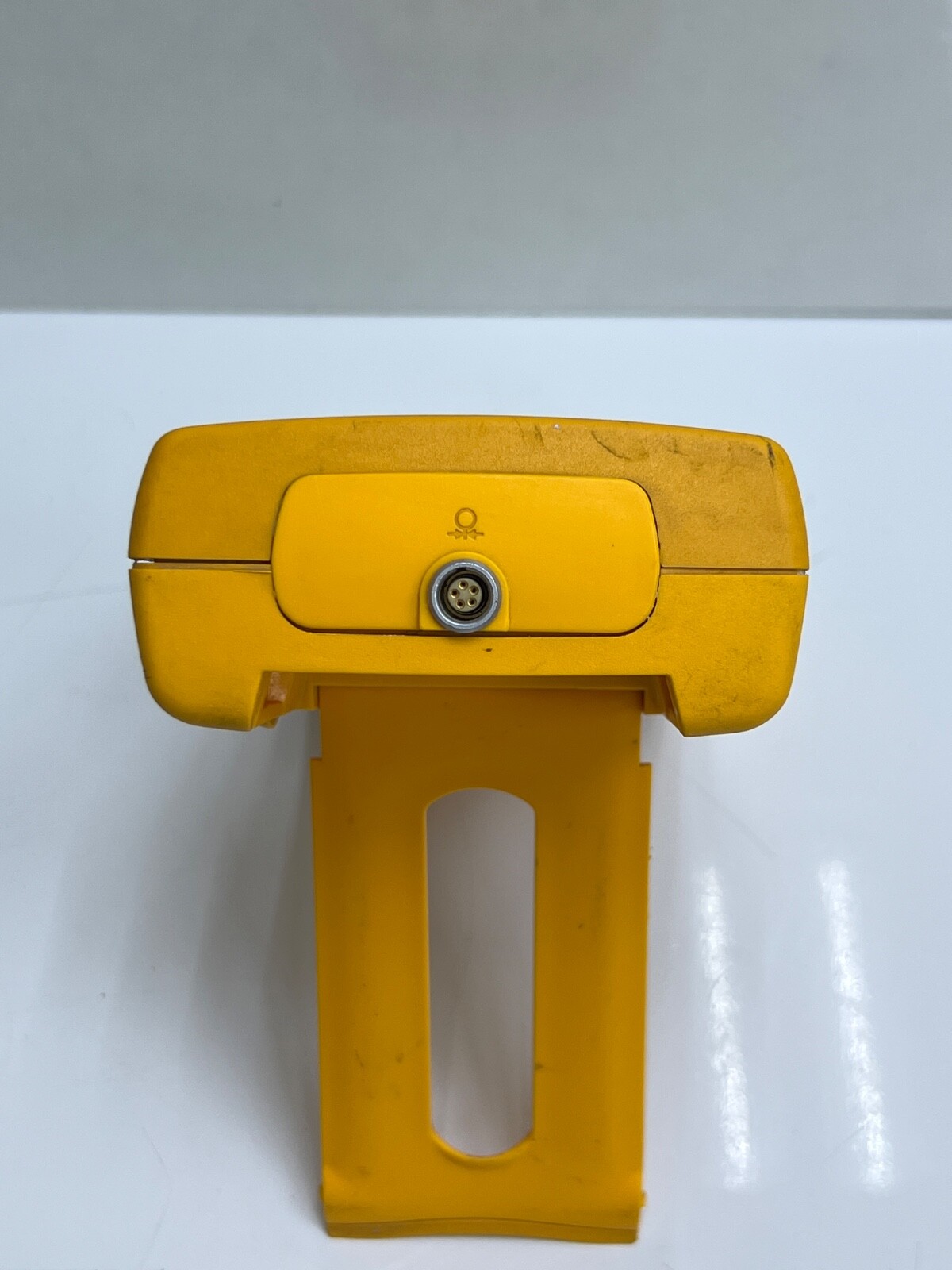 Fluke 725 Multifunction Process Calibrator (FOR PARTS)