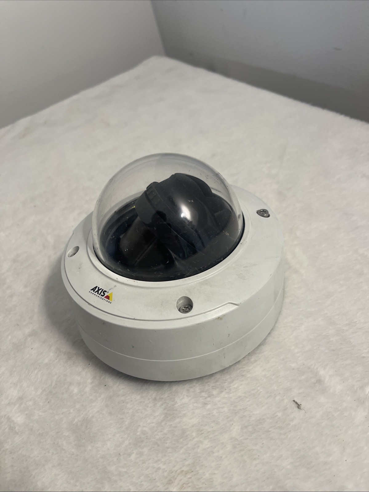 Axis Communications P3245-LVE Network Dome Security Camera P/N: 01593-001-01