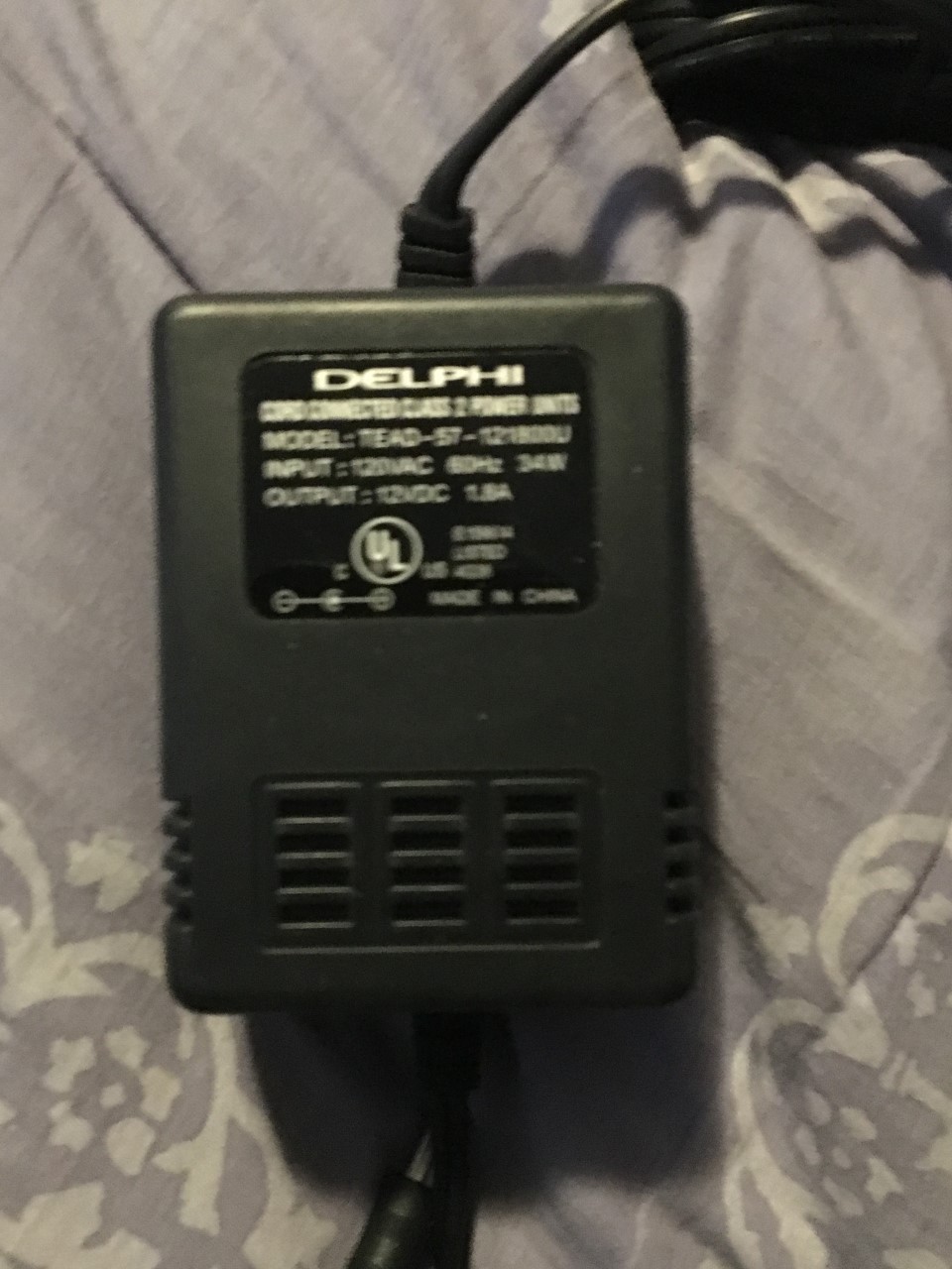 DELPHI XM RADIO BOOMBOX POWER SUPPLY  TEAD-57-121800U  60HZ 37 W 12V DC 1.8 AMP