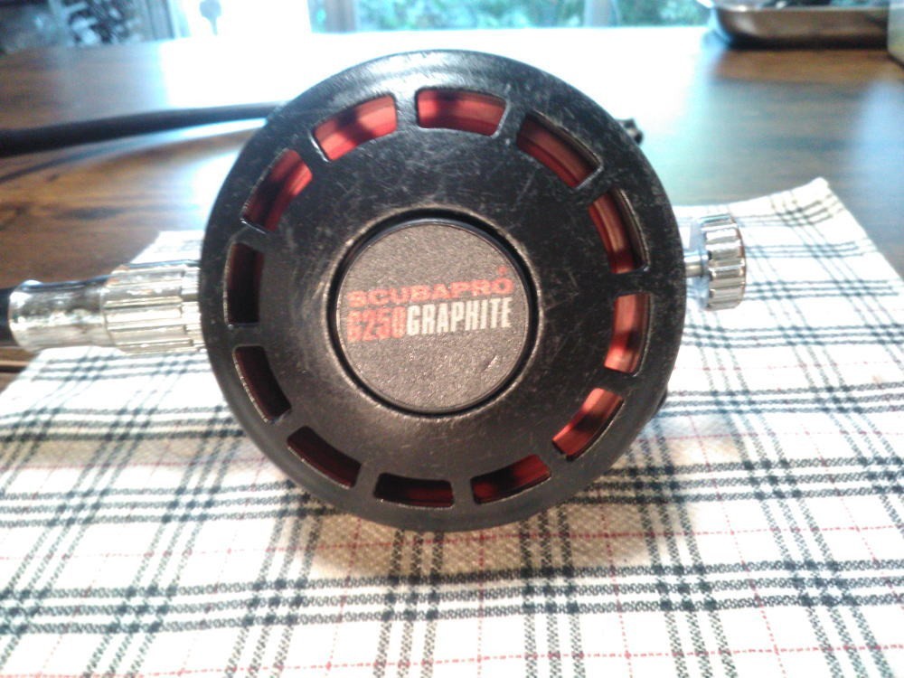 Scubapro G250 GRAPHITE Second-Stage, Good Cndition.