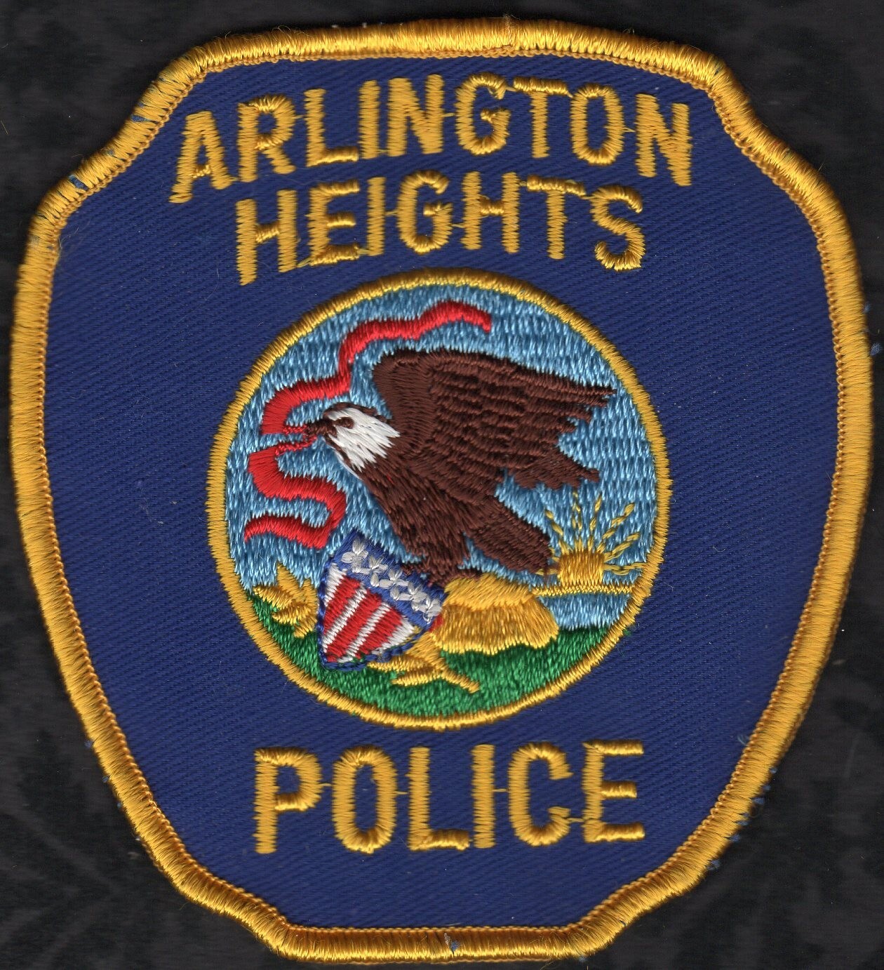 Arlington Heights Illinois Police Shoulder Patch Vintage , Obsolete