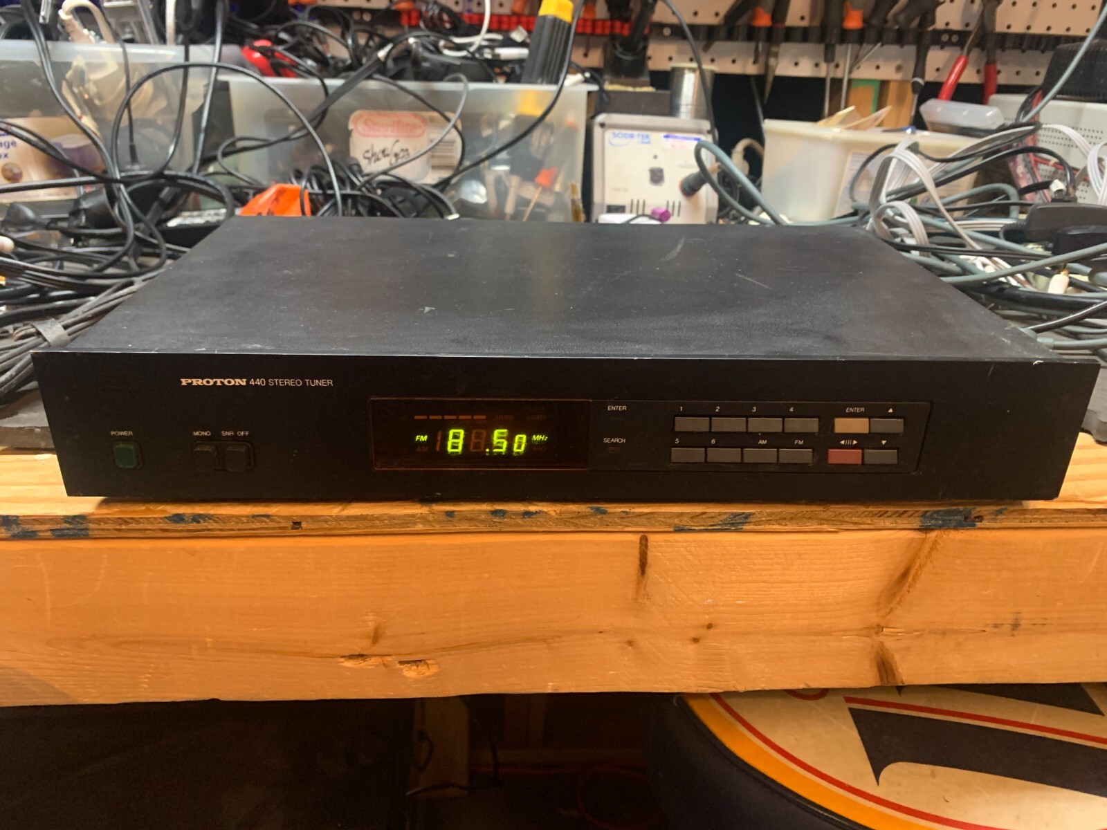 Proton 440 AM/FM Stereo Tuner
