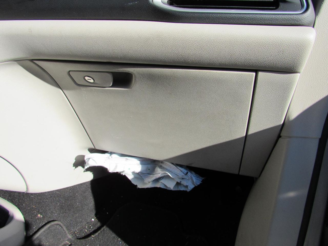 PACIFICA  2018 Glove Box 1015040