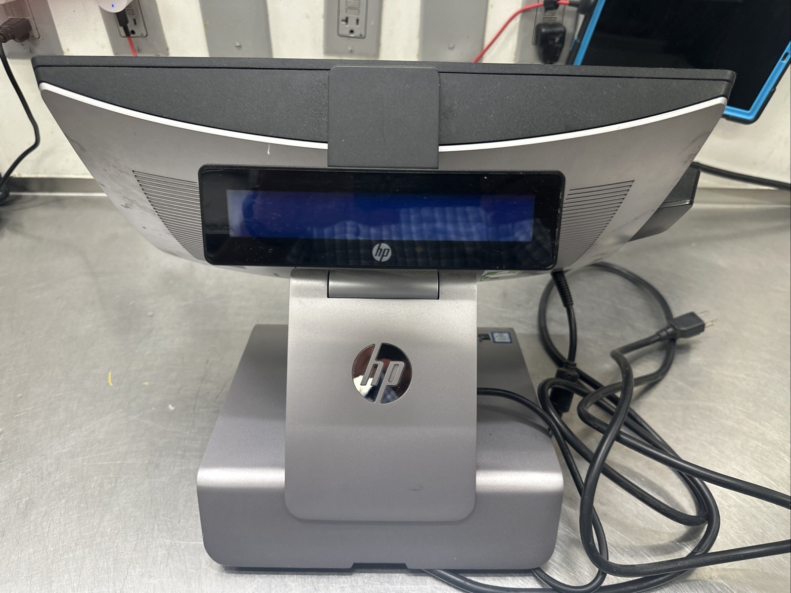 HP RP9 G1 AiO Retail System Model 9015