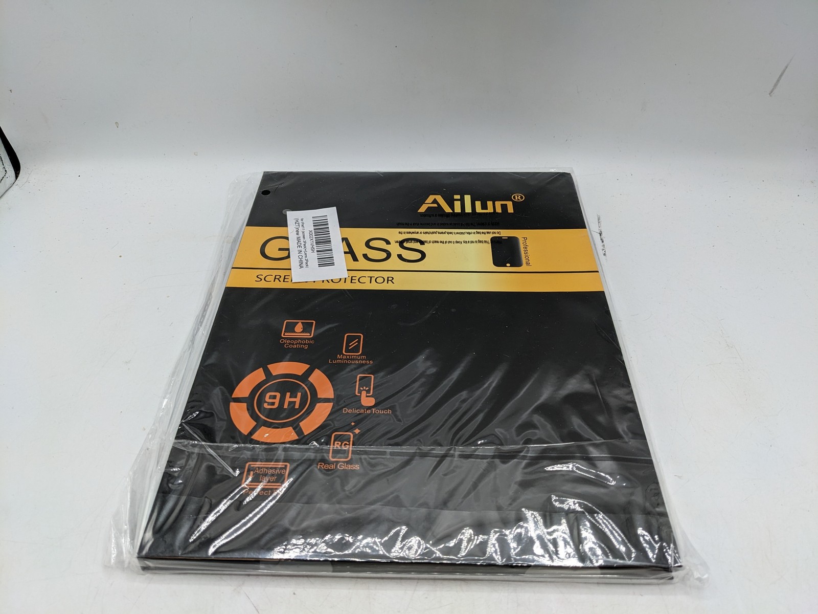 SEALED Ailun Screen Protector for Ipad 11 / 11 Th Generation 2025  FREE S/H