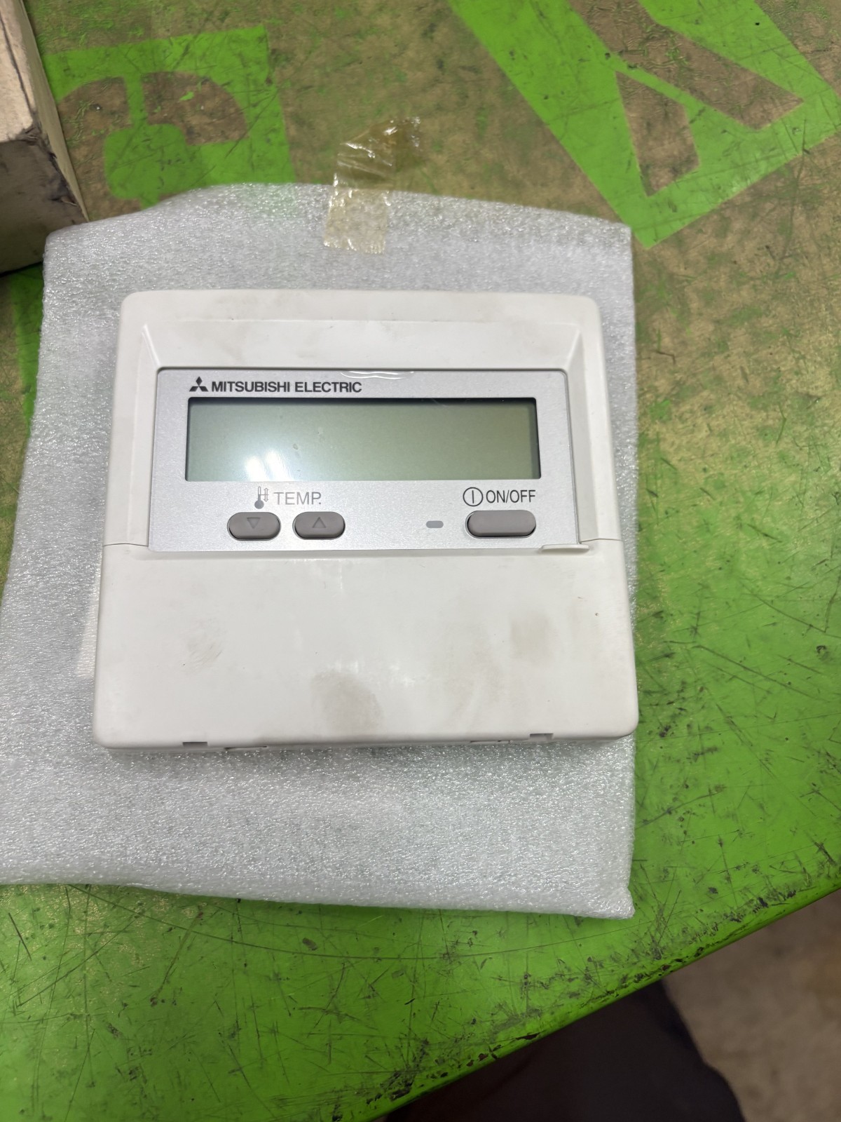 Mitsubishi Electric Thermostat Model#PAR-21MAAU  *Selling warehouse stock*