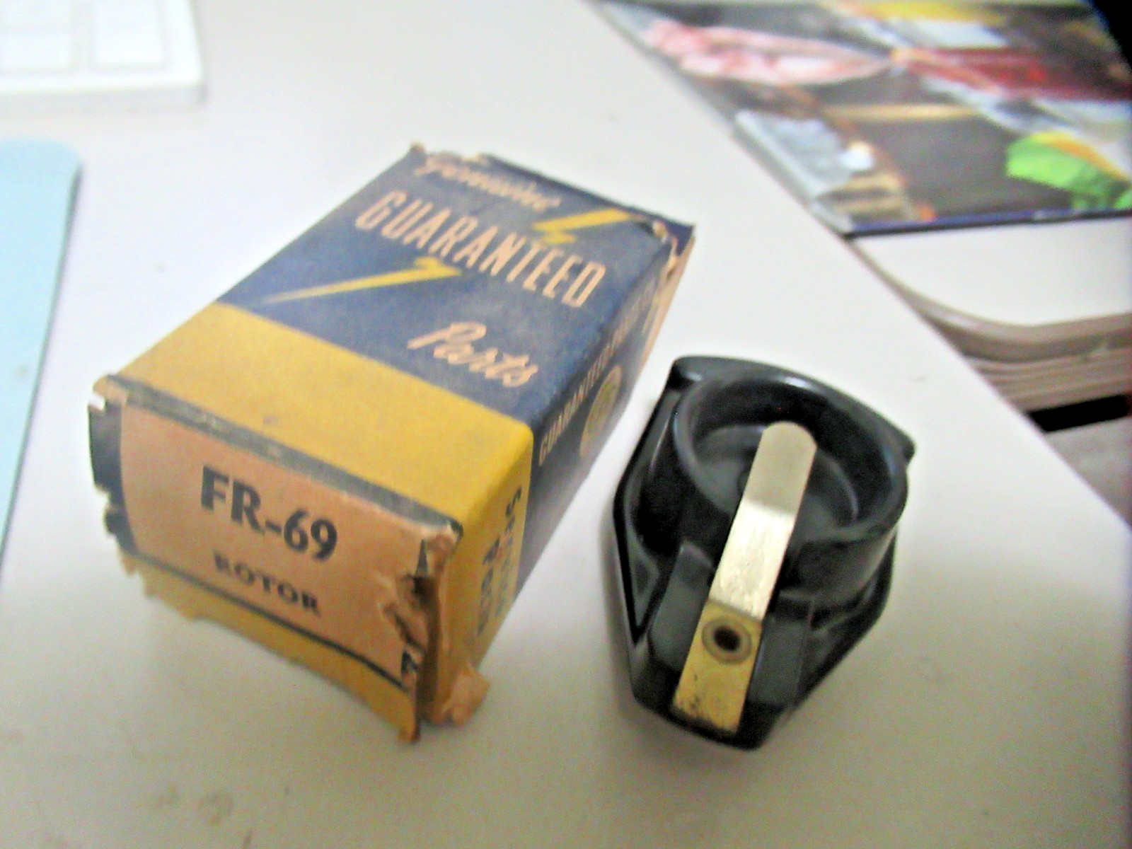 4-VINTAGE ROTORS 1- GP FR-69  3- 4 STAR FR69S Distributor ROTOR New Old Stock