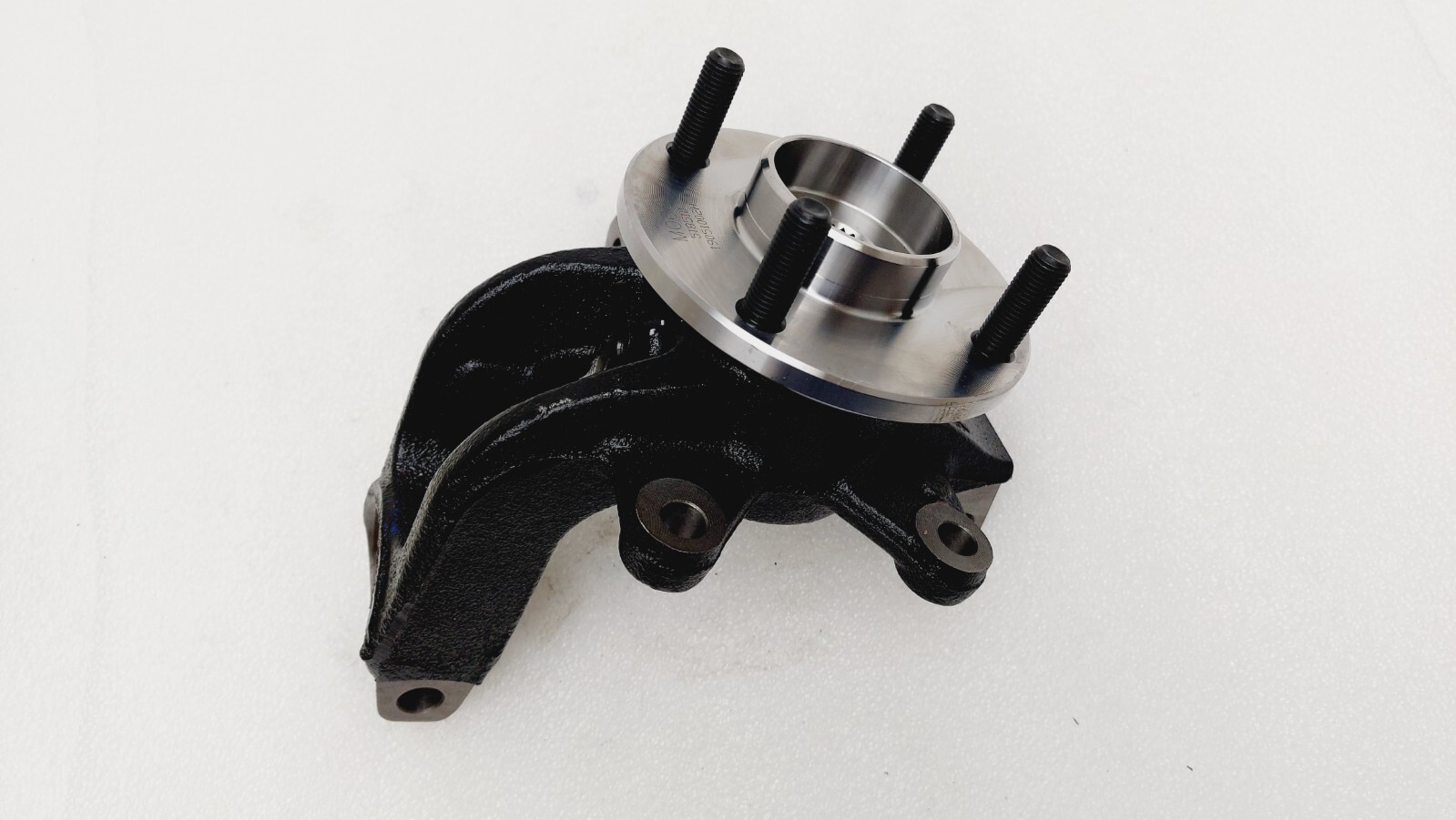 2006-2011 Ford Focus Moog Front Driver Side Steering Knuckle Assembly LK003