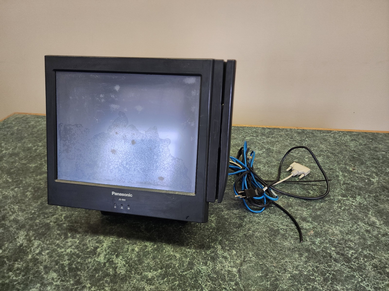 Panasonic JS-960 POS 15" Workstation Model JS-960WP w/ Card Reader