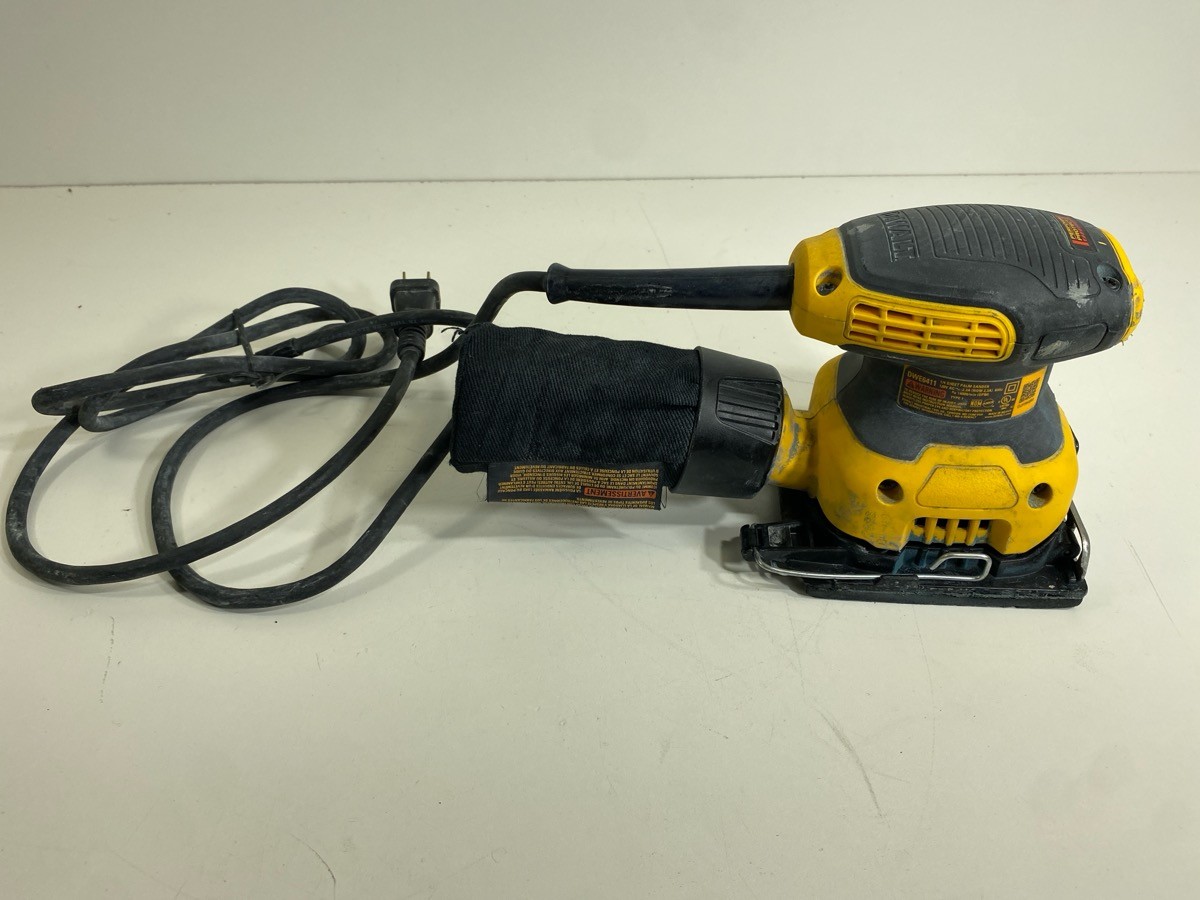 DEWALT DWE6411 (P25019290)