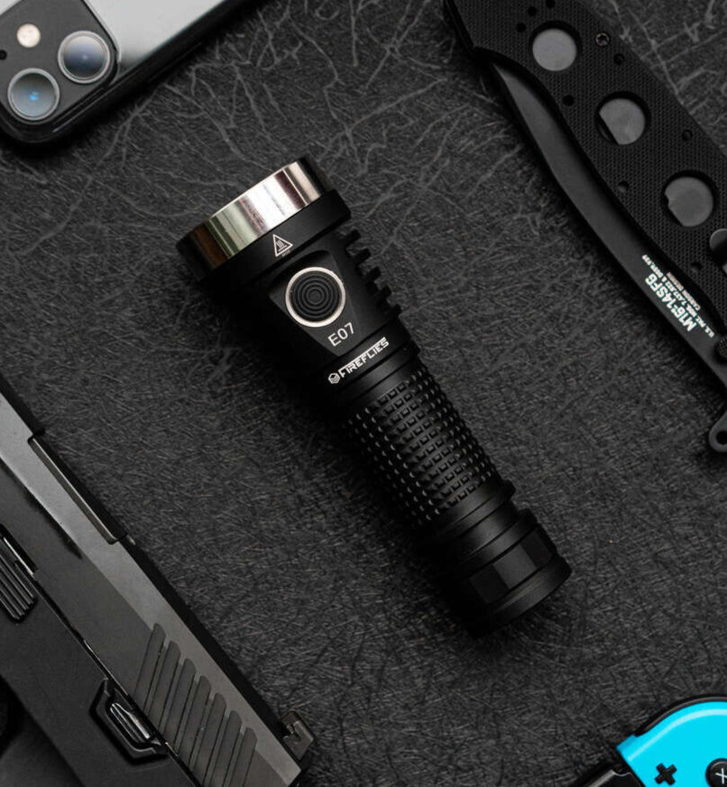 Fireflies FireflyLite E07 Flashlight CREE XP-L High Density V3 6500K Matte Black