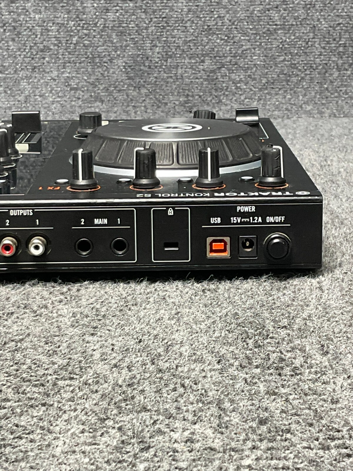 Native Instruments Traktor Kontrol S2 MK2 DJ Controller Black Used