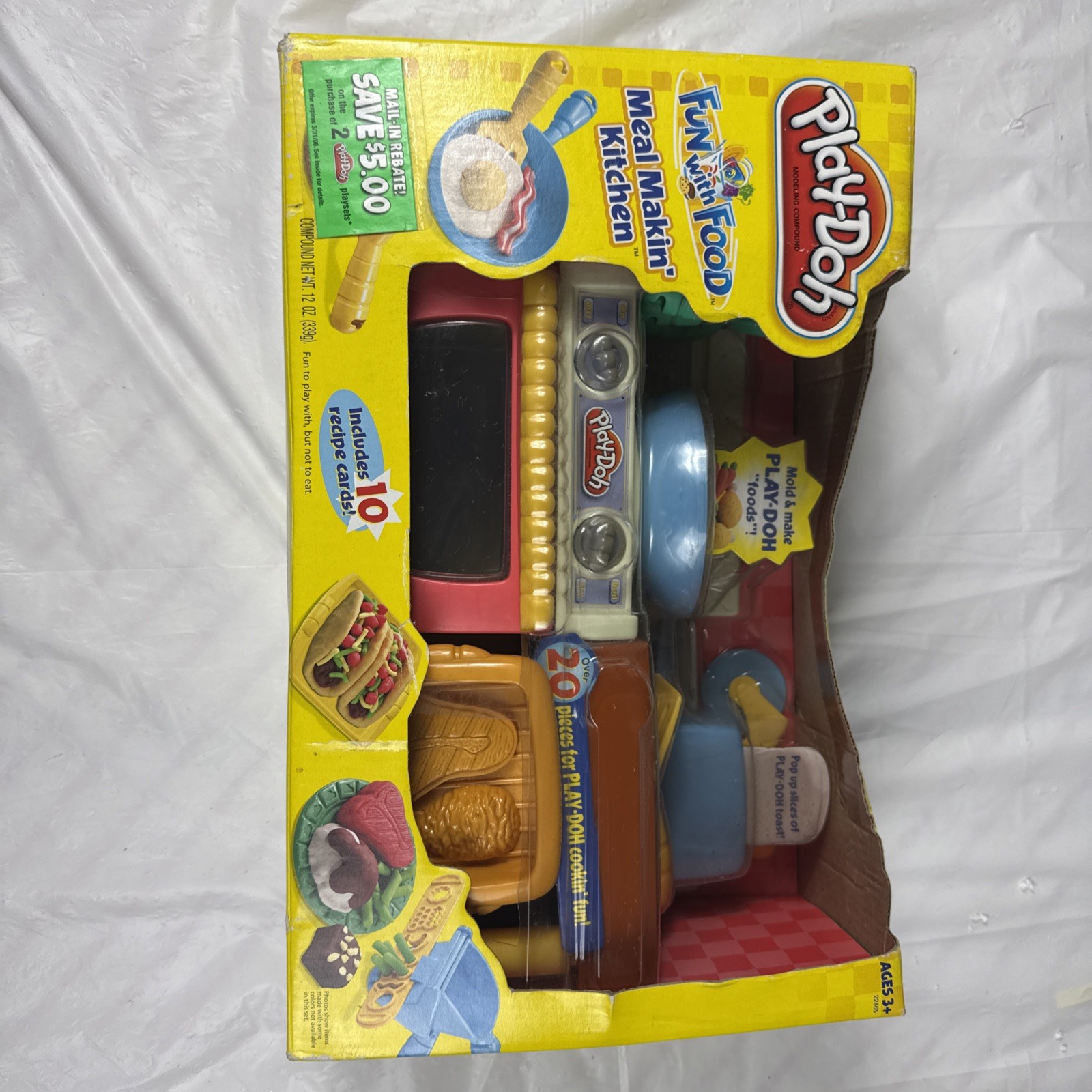 Play-Doh Meal Makin’ Kitchen 2004 Hasbro NEW Factory sealed Clean Box