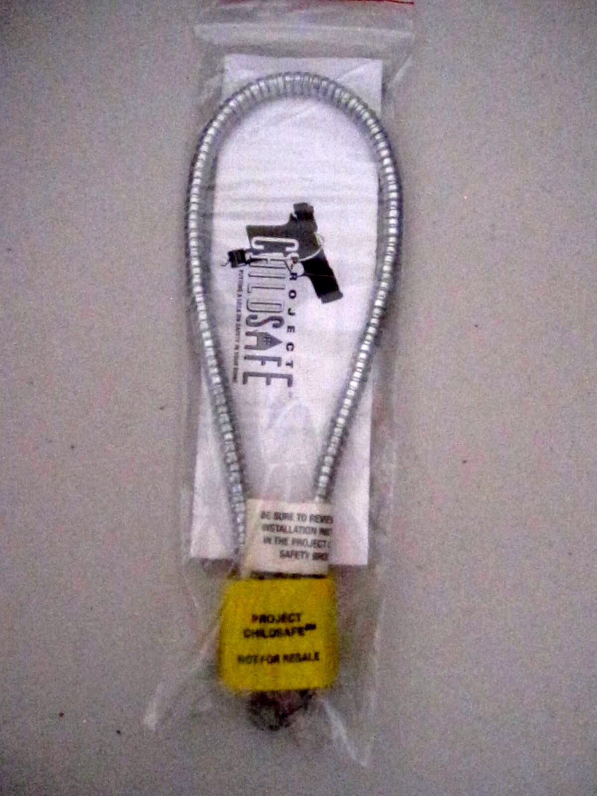 Cable Gun Lock, Keyed   Chamber Cable Lock  New  With 2 Keys