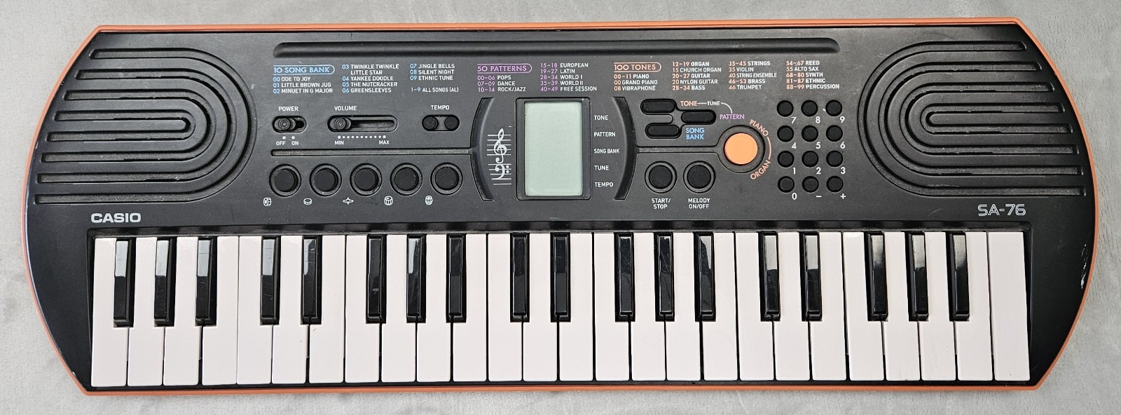 Casio SA-76 44-Key Mini Electronic Keyboard w 100 Tones 50 Rhythms Works