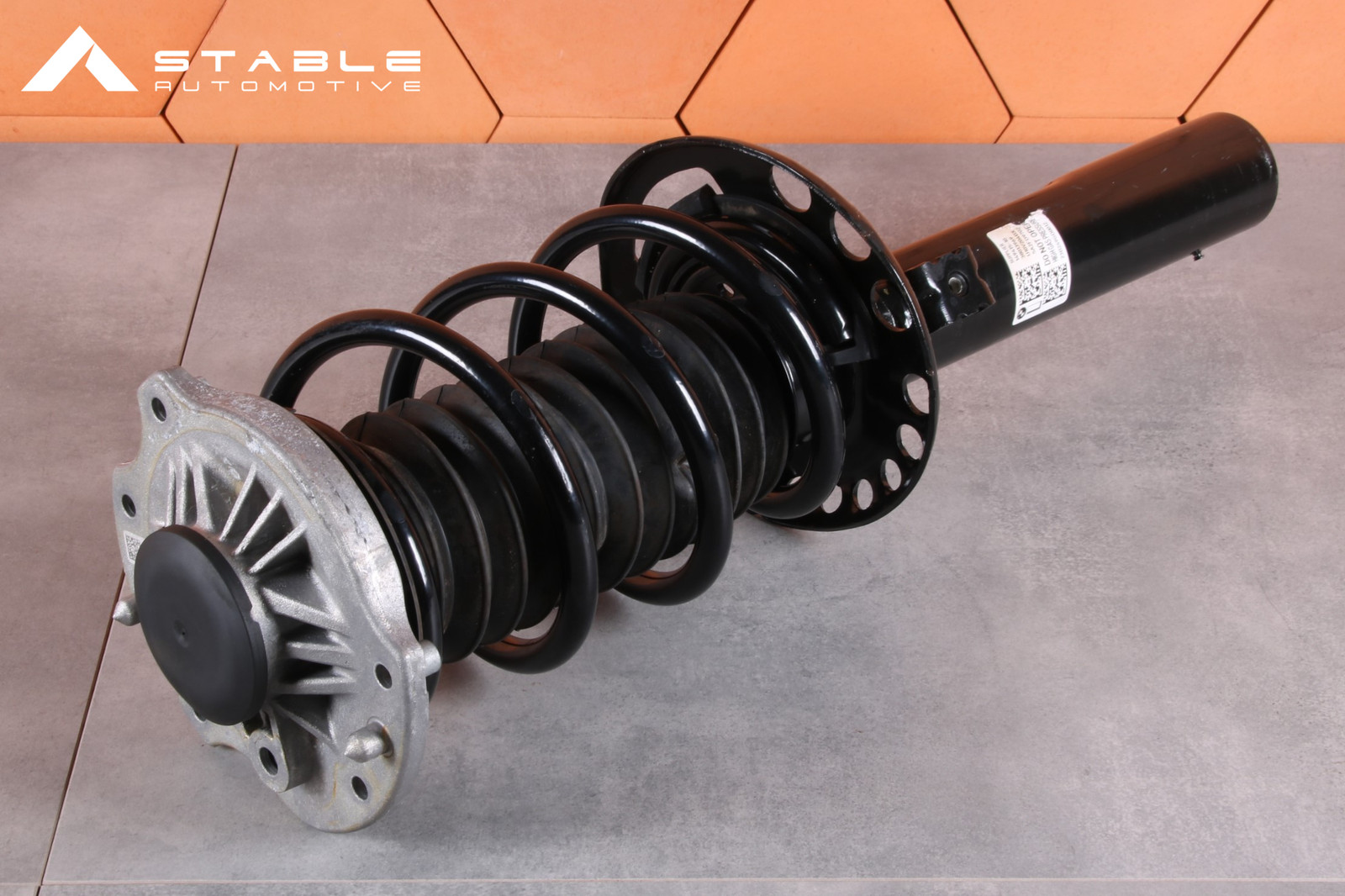 BMW X2 U10 20dX 20iX 28iX FRONT LEFT SHOCK ABSORBER 5A2FD97 27 km !!!