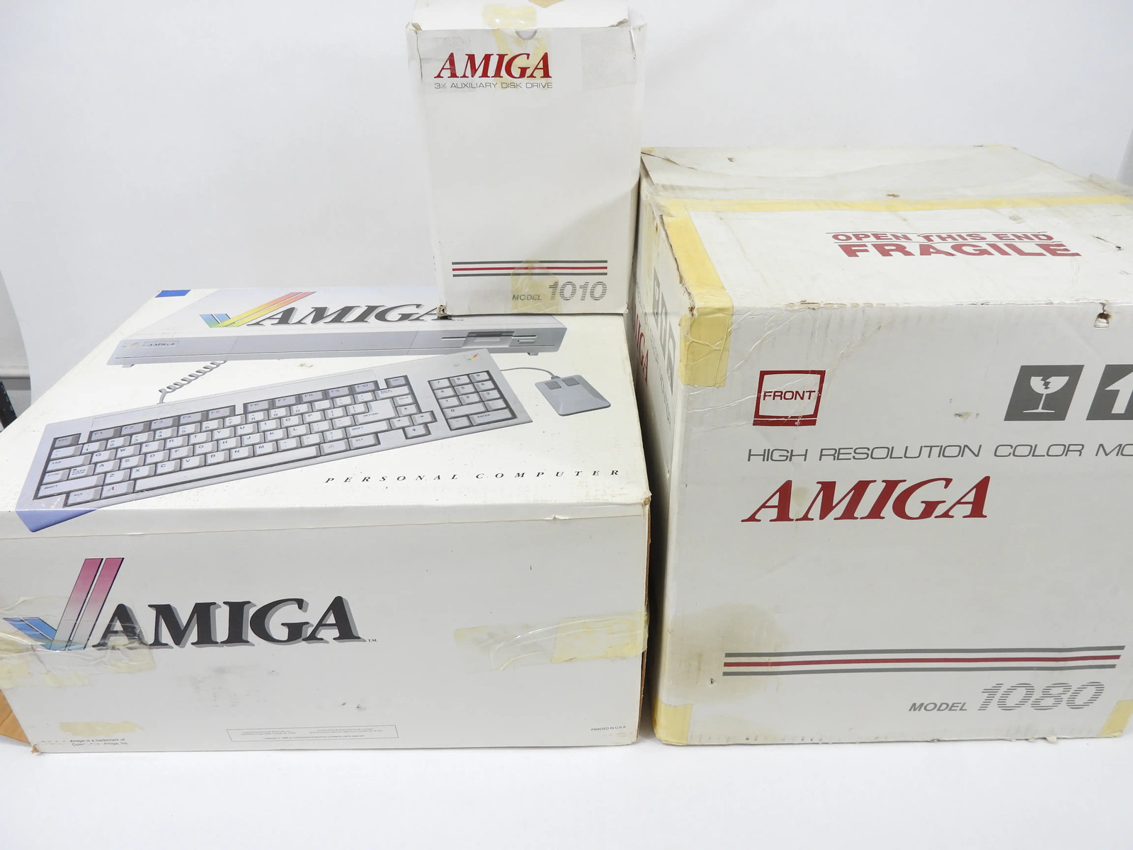 Amiga 1000 Vintage Computer 1080 Monitor 1010 Drive + Manuals + Boxes (nice)