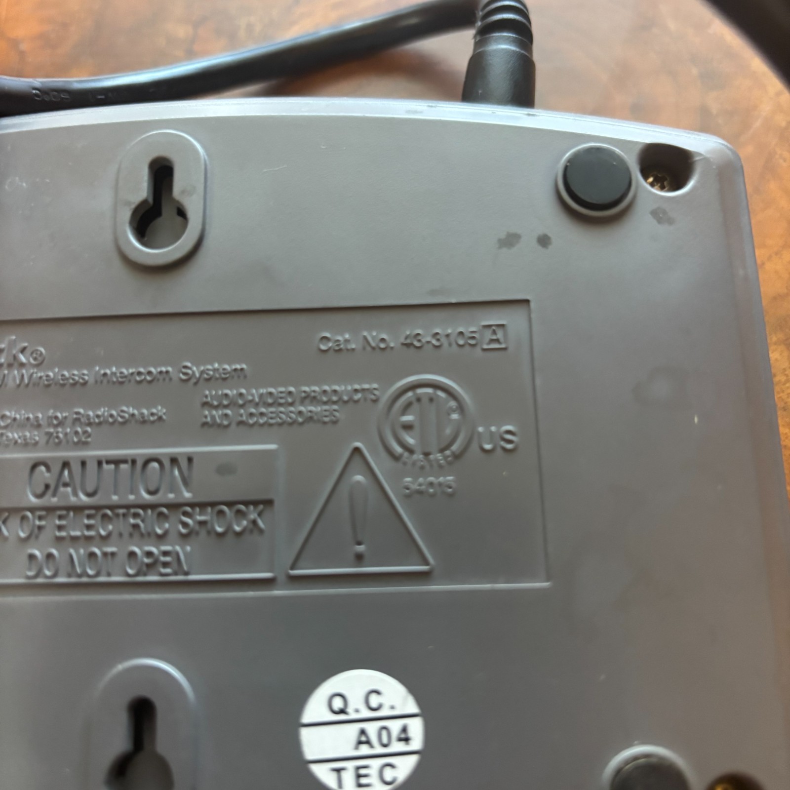 RadioShack Advance 3-Station FM Wireless Intercom System 43-3105A