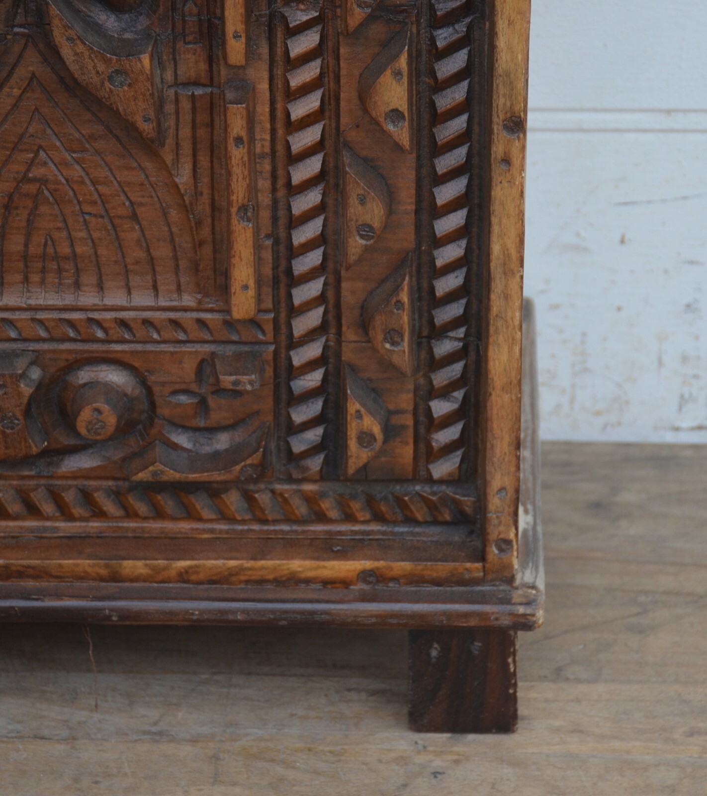 Reclaimed Teak Wood Trunk with Hand Carved Design.