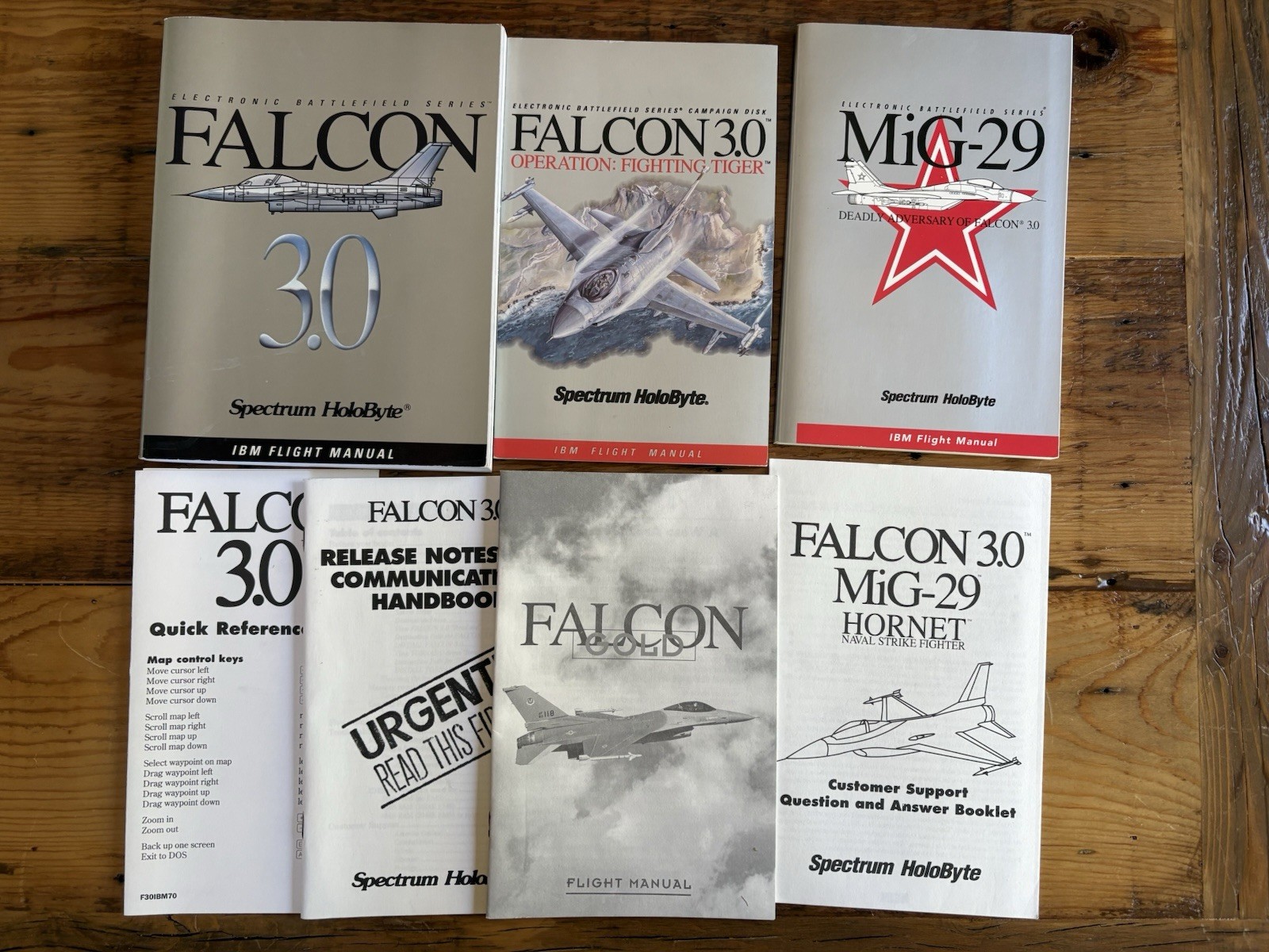 Spectrum HoloByte Falcon 3.0 Manual Lot - Mig-29, Hornet, Strategy Guide