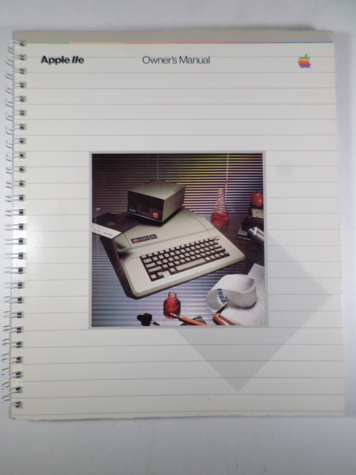 Apple IIe 1983 Owners Instructions Manual  030-0356-C