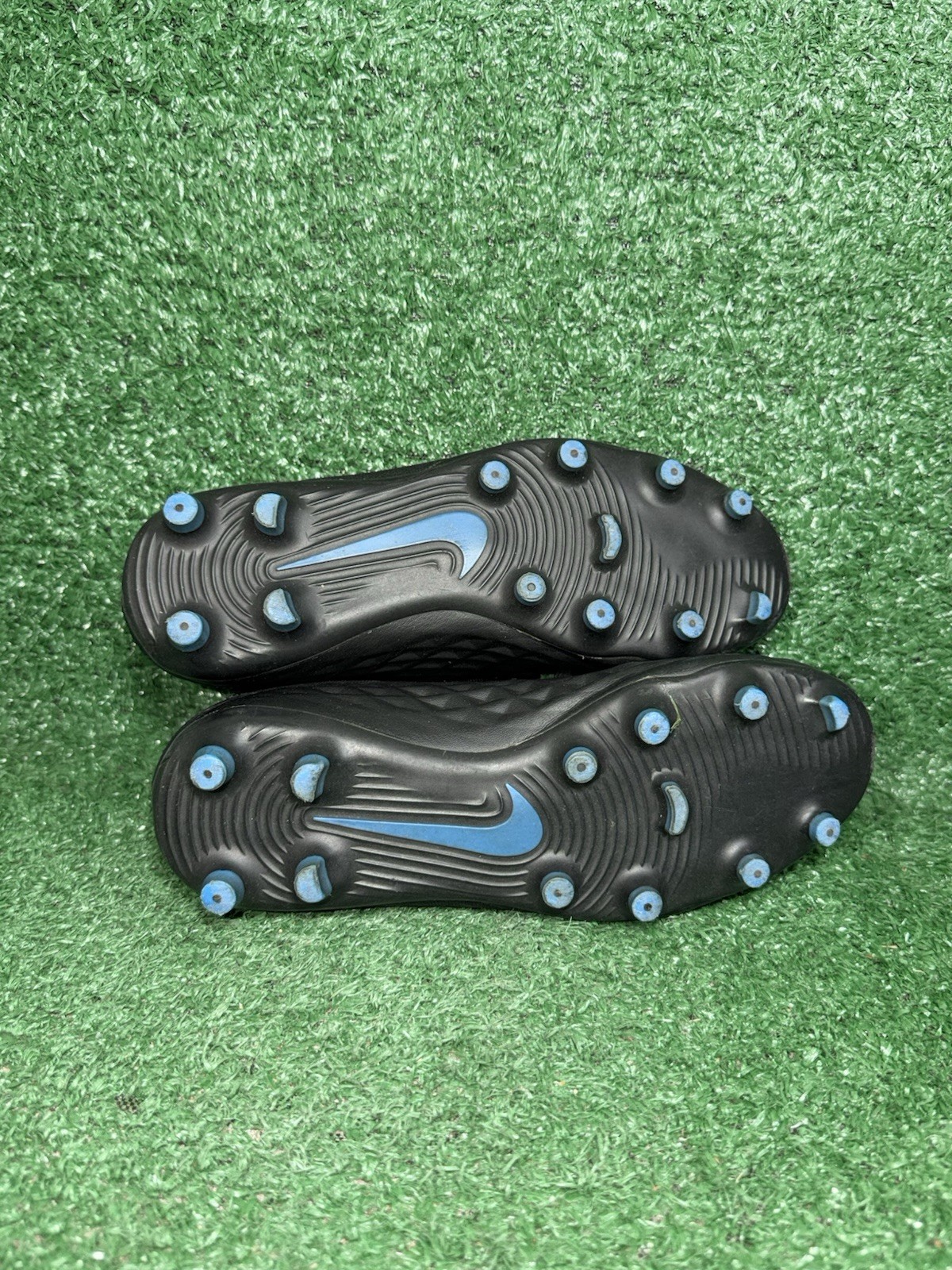 Nike Tiempo Legend 8 Size 4.5 Academy FG/MG Soccer Cleats Black Blue AT6107-090