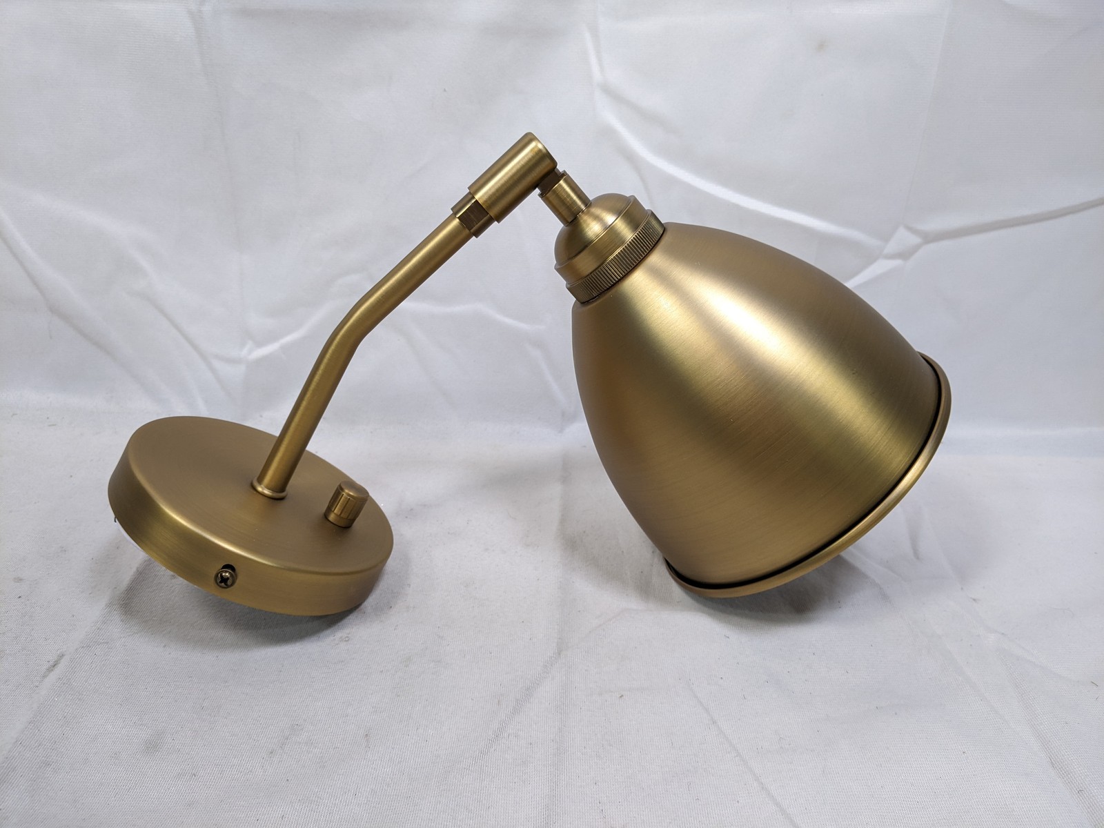Gold Build in Lamp + Lampholder E26-RC-27 40W 110=250V~50-60HZ