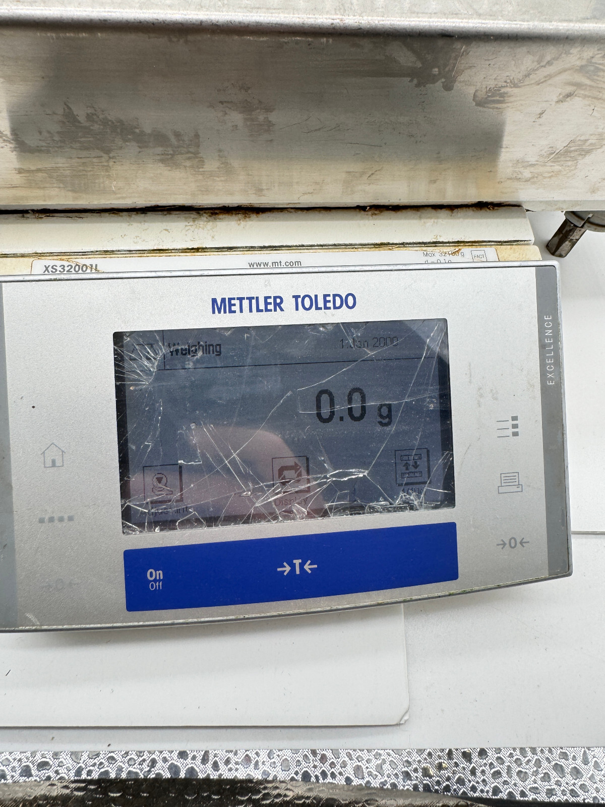 Mettler Toledo XS32001L Precision Balance Scale NEEDS TOUCH SCREEN 32100g x 0.1g