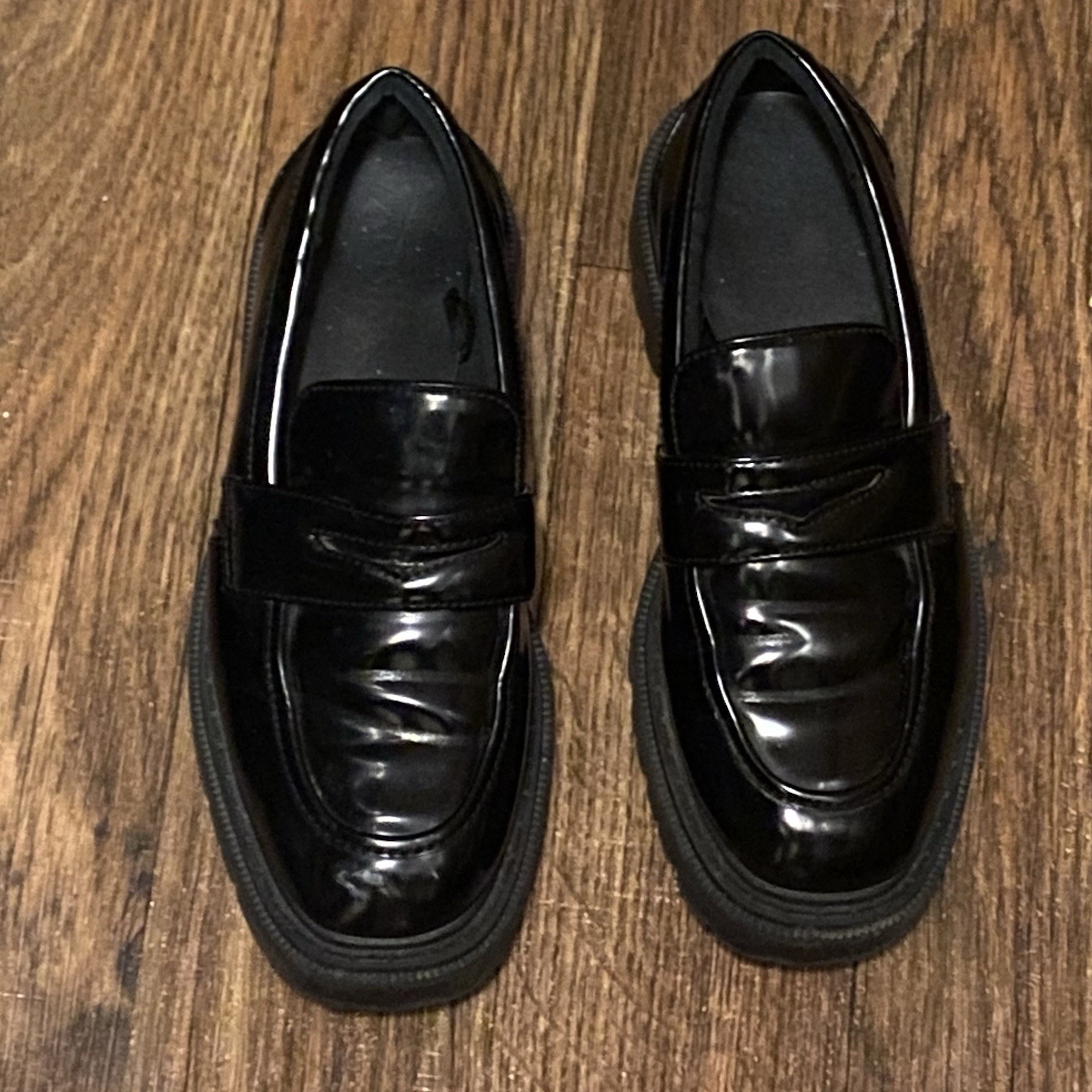 Aldo Womens Black Patent Leather Penny Loafers Shoes Size 35 US 4.5 To 5 Chunky