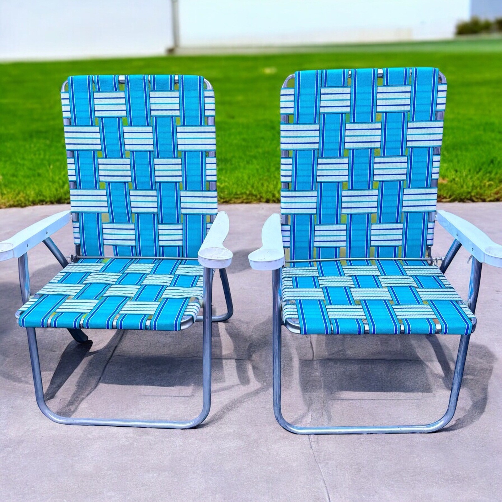 2 Vintage Blue Webbed Folding Lawn Chairs Aluminum Retro Beach Camp  70s Grandpa
