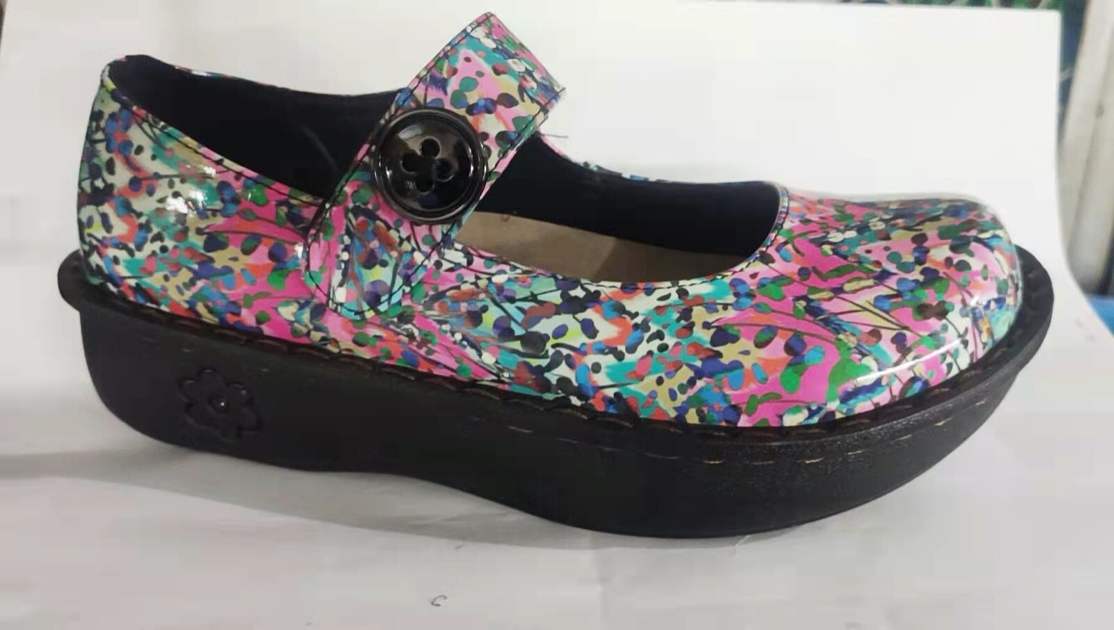Savvy nursing shoes- Jane Magenta sizes 6M-12M