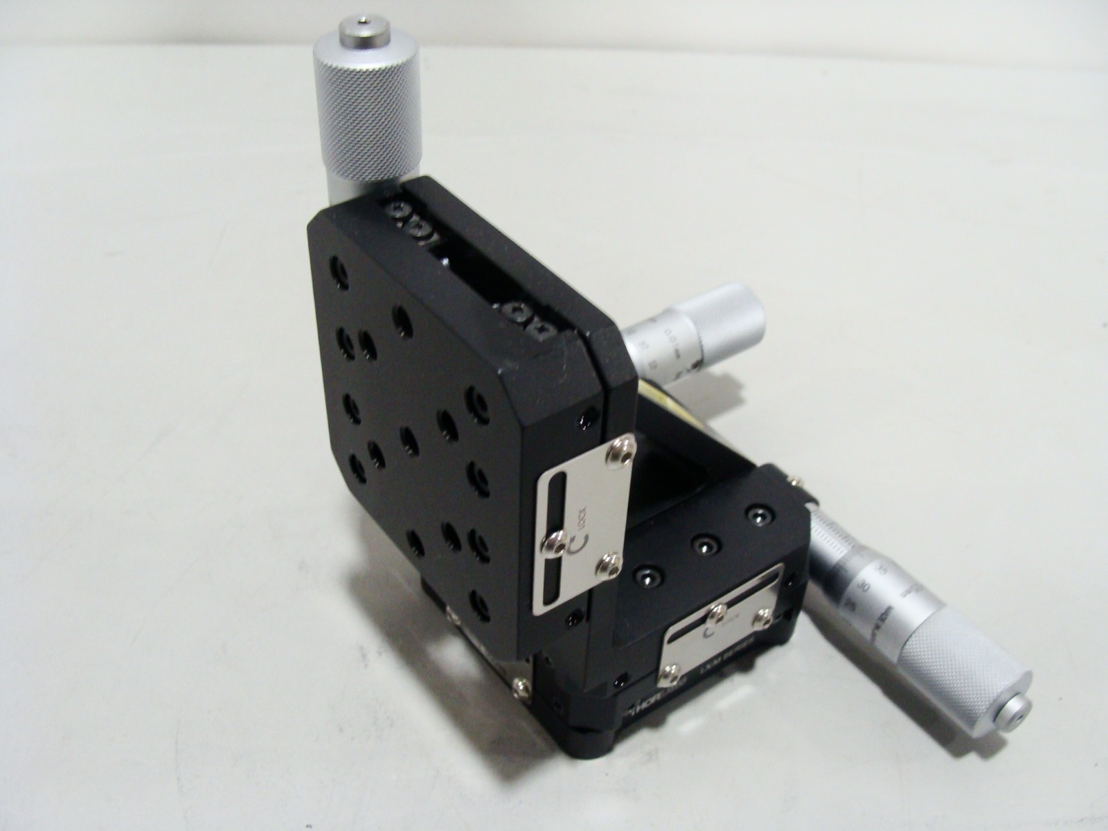 Thorlabs LX/M Series LX30/M Self-Contained XYZ 25mm Translation Stage, M6 x 1.0