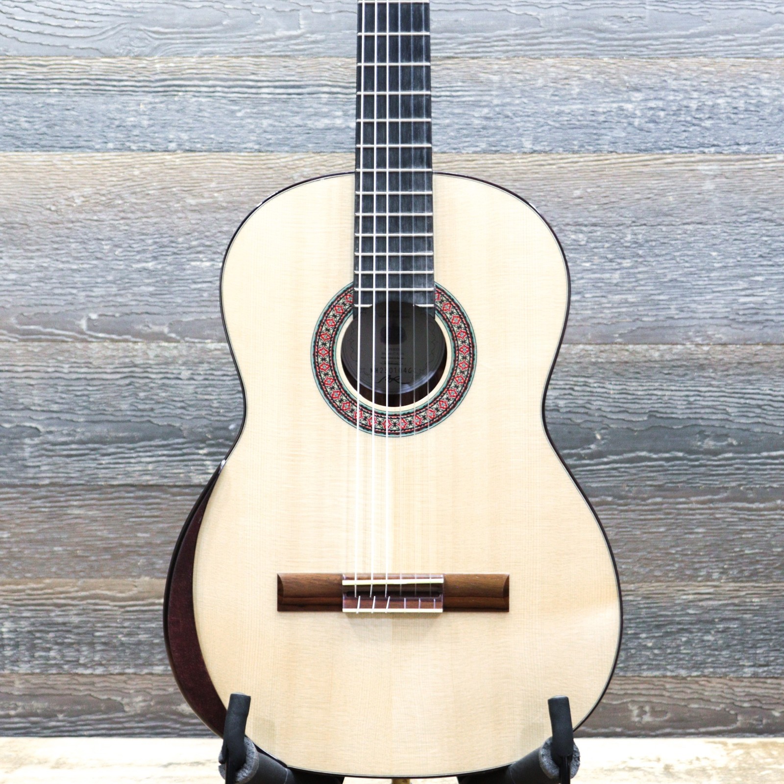 Manuel Rodriguez Superior Series C-S Solid Spruce Top 4/4 Size Classical Guitar
