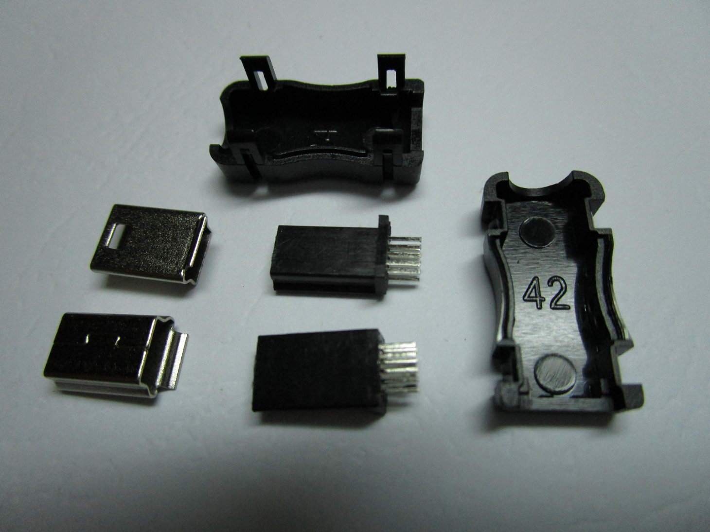 24 pcs 10 Pin Mini USB Plug Male Socket Connector Plastic New
