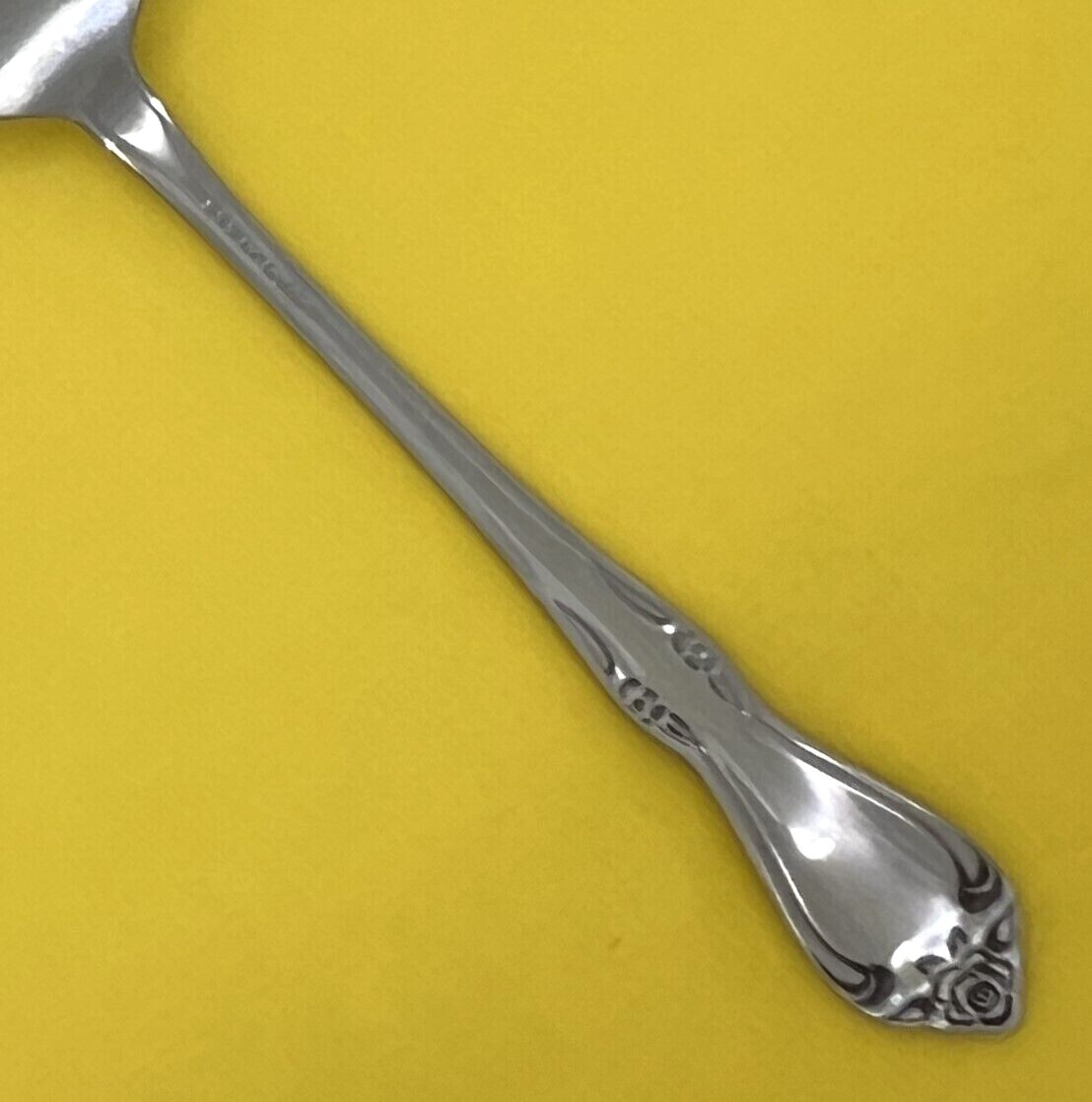 ONEIDA'S SSS CELEBRITY GLOSSY STAINLESS FLATWARE SINGLE PIECES & GROUPS - CHOICE