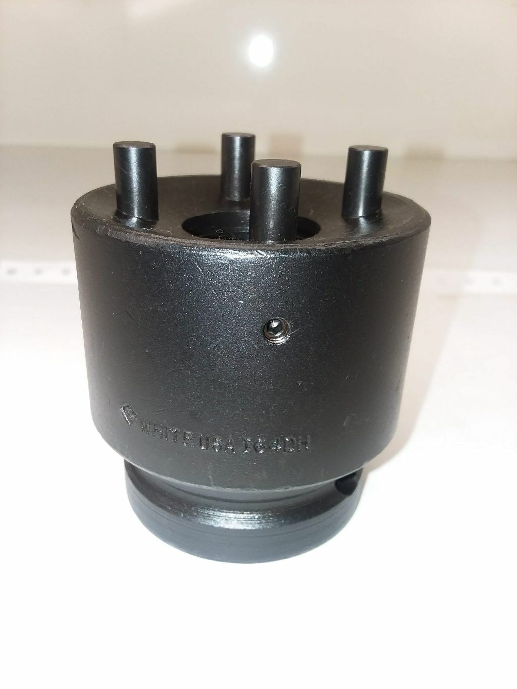 WHITE - USA 1" DRIVE DOME HEAD SOCKET FOR REMOVING RAILROAD DOME HEAD SPIKES